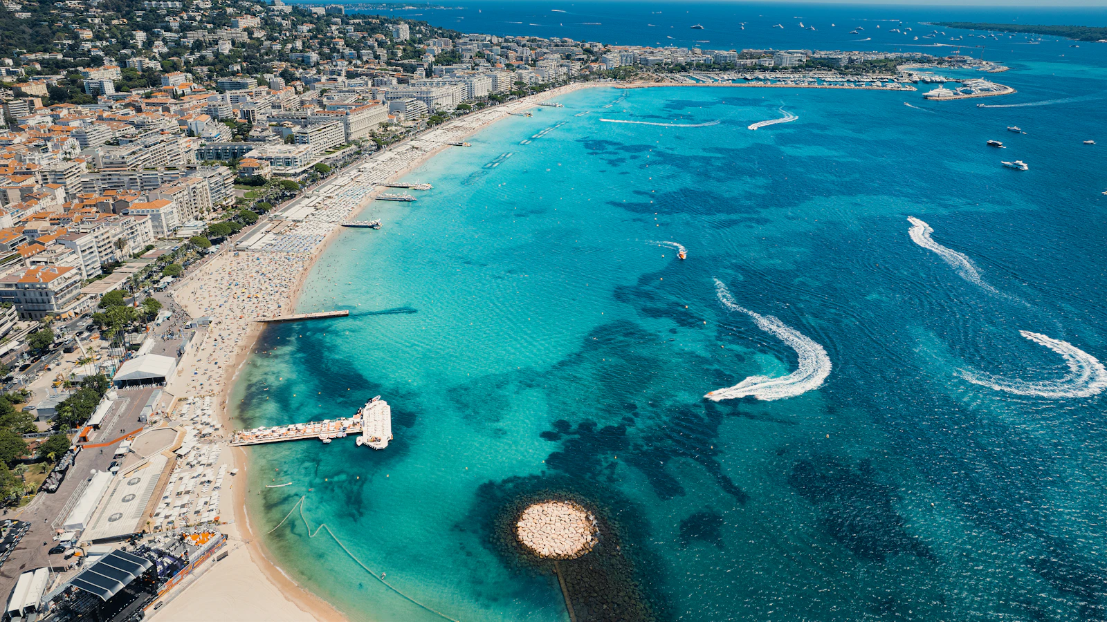 Cannes, France photo 5 by XAVIER PHOTOGRAPHY