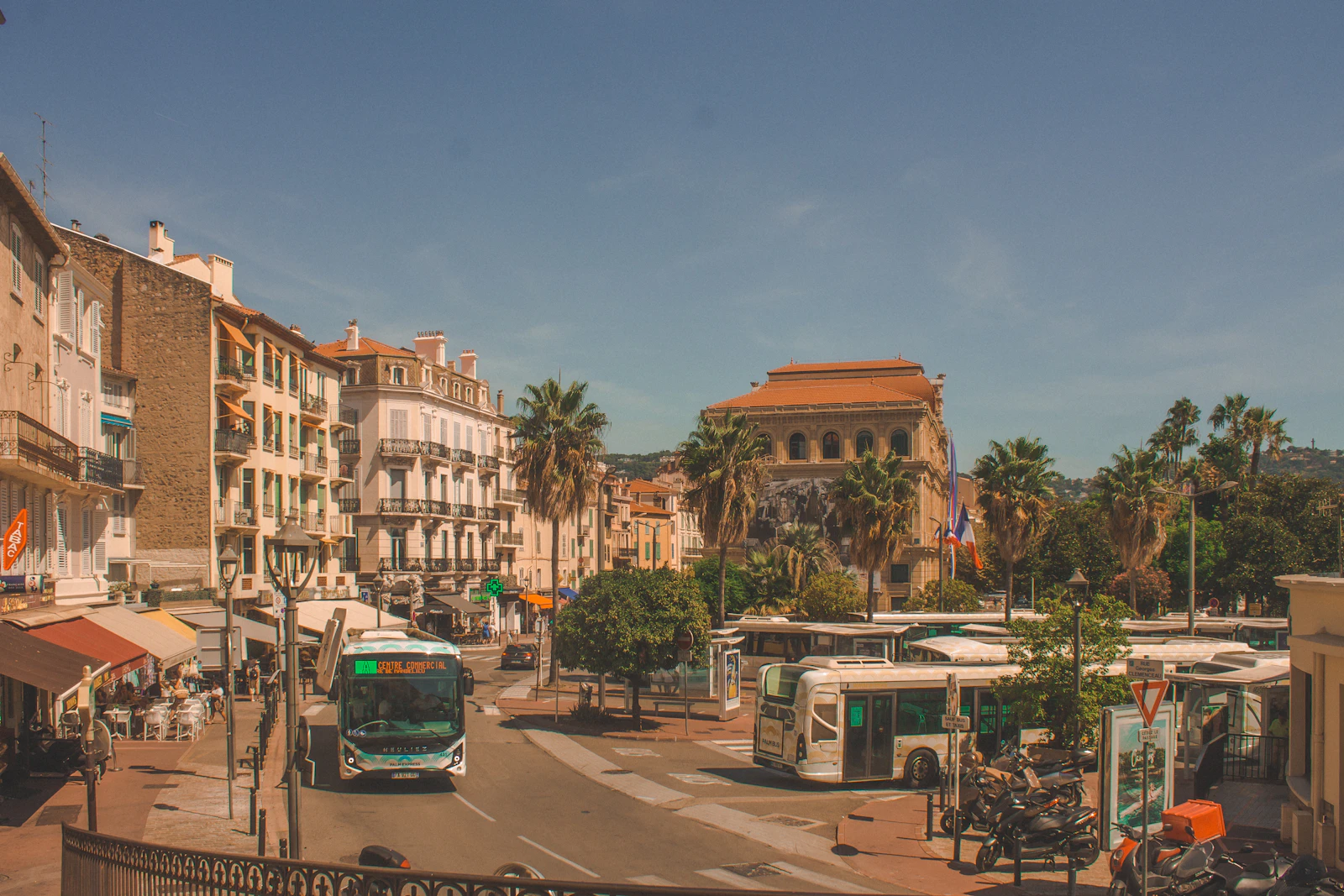 Cannes, France photo 23 by Diane Picchiottino