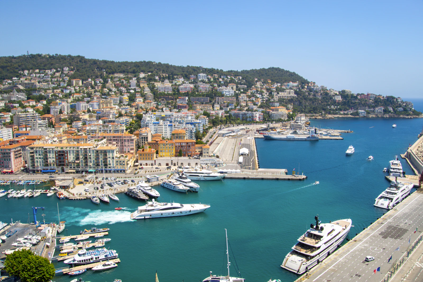 Nice, France photo 3 by Gabriel Tovar