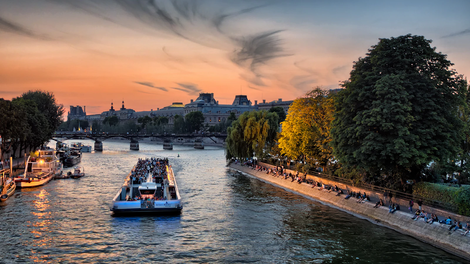 Paris, France photo 17 by Joe deSousa