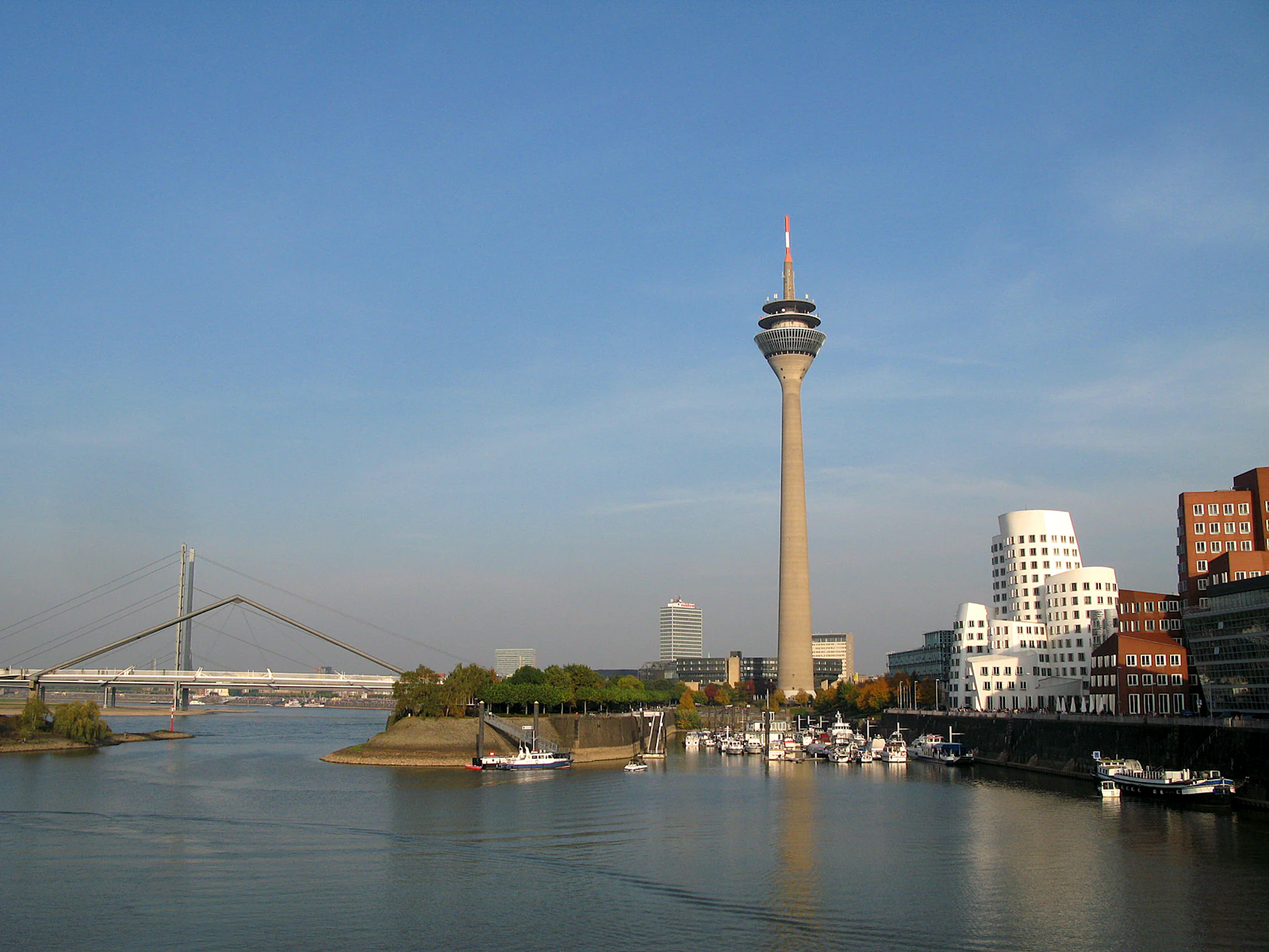Düsseldorf, Germany photo 4 by Klaus Janowitz