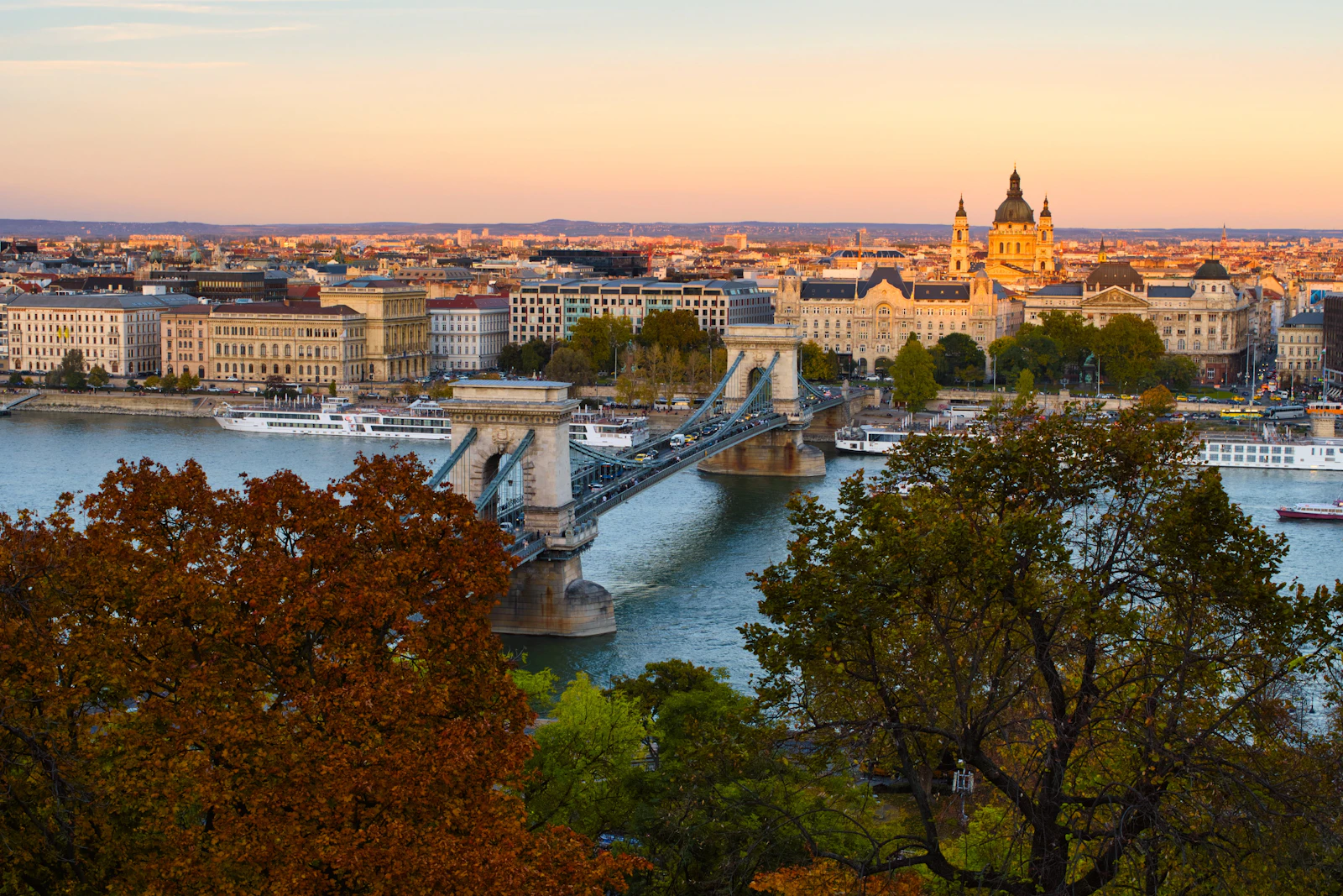 Budapest, Hungary photo 15 by Gabor Koszegi