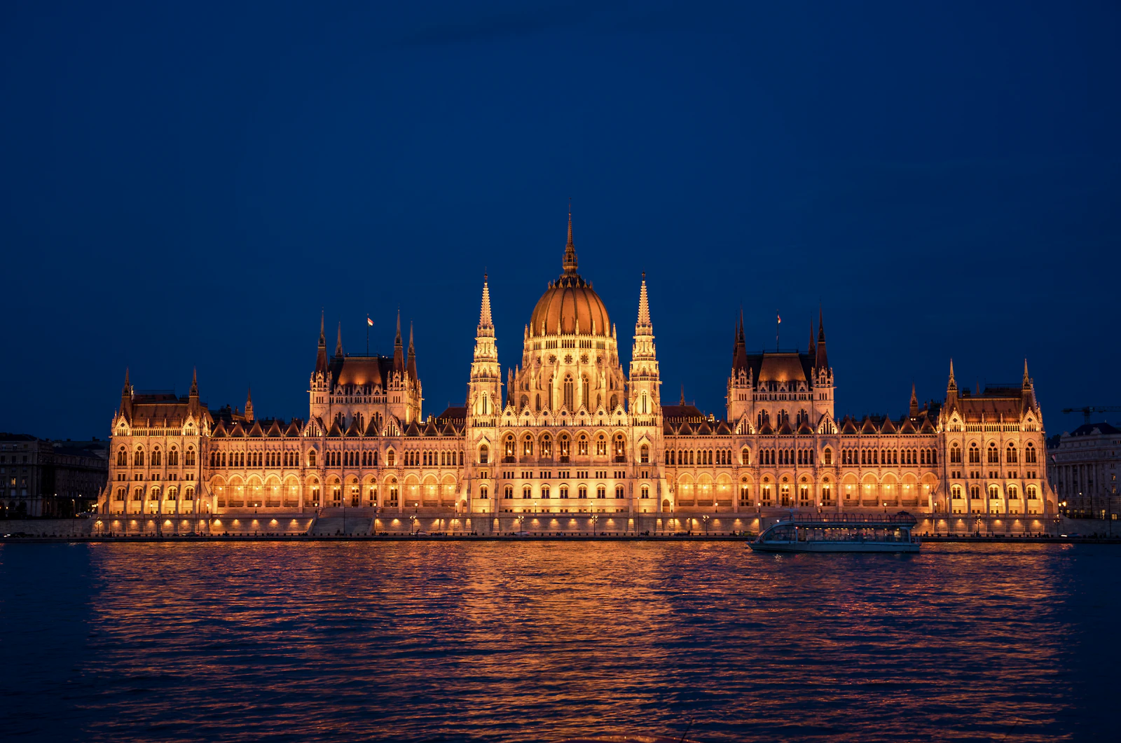 Budapest, Hungary photo 21 by Leonhard Niederwimmer