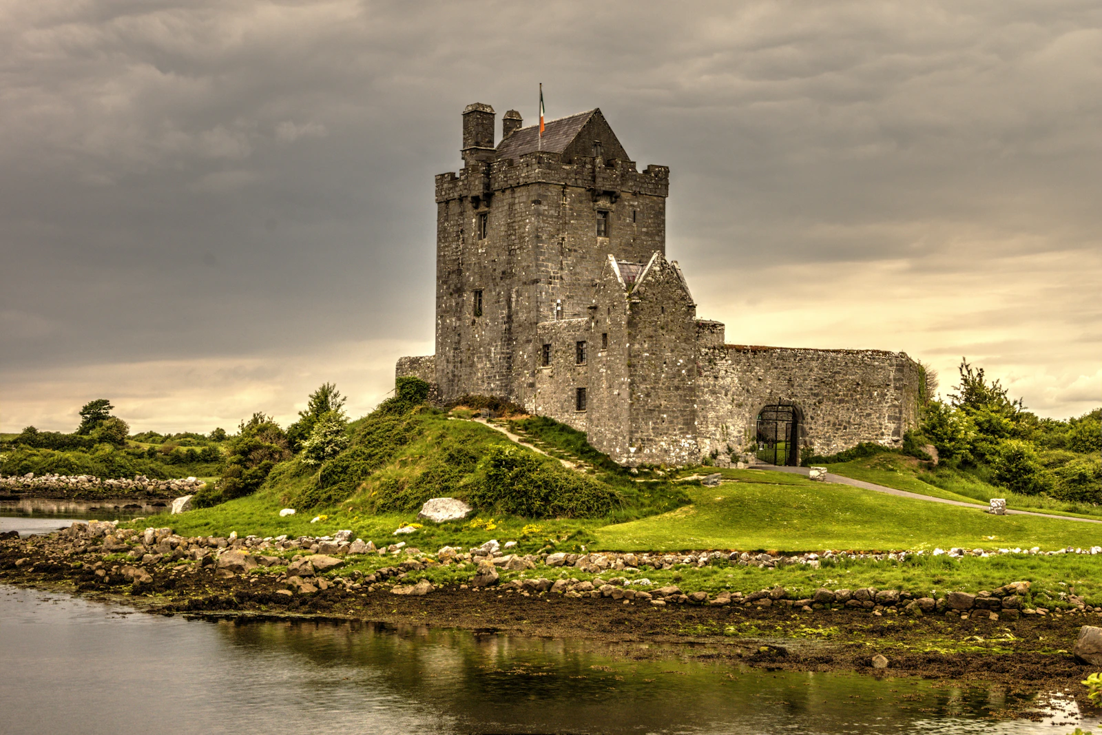 Galway, Ireland photo 2 by Wallace Bentt