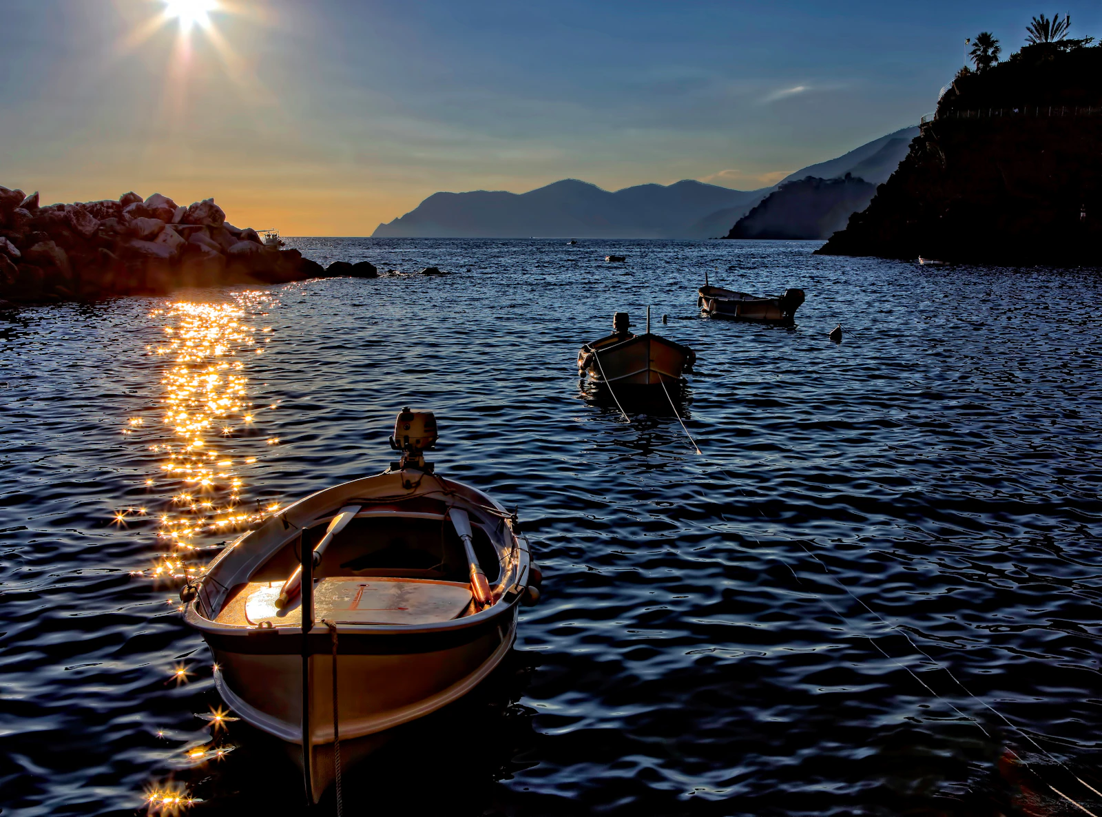 Riomaggiore, Italy photo 8 by Ricardo Gomez Angel