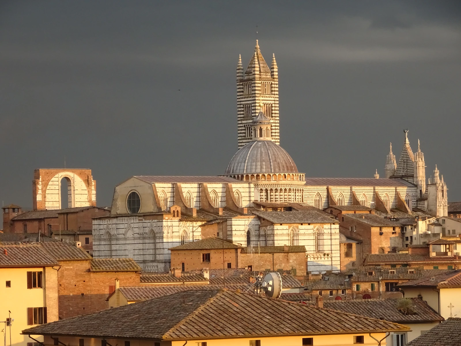 Siena, Italy photo 12 by Joe Wiedenmeier