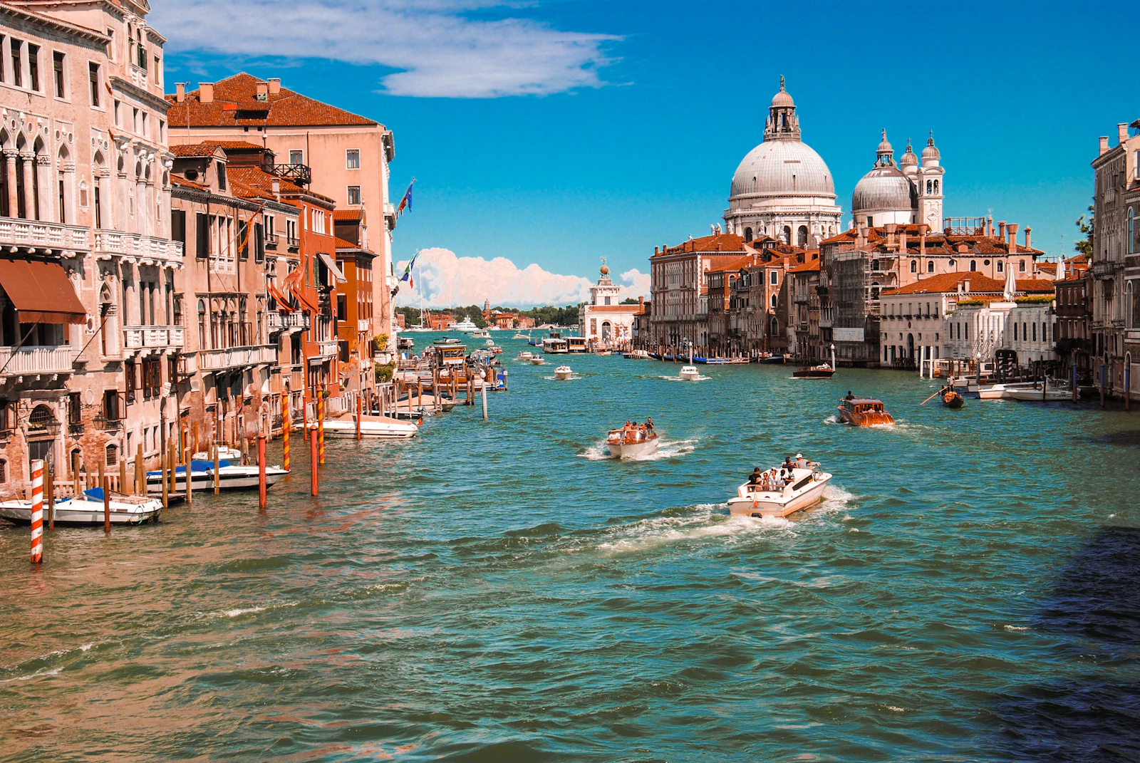 Venice, Italy photo 1 by Dan Novac
