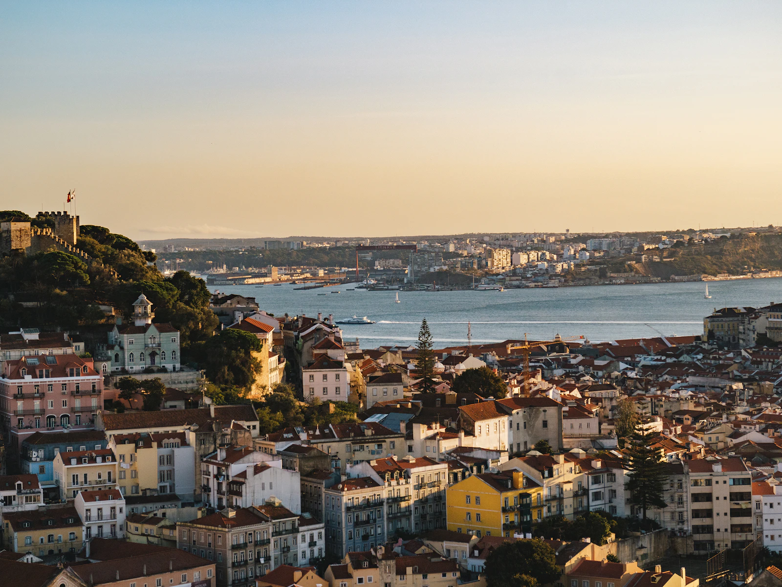 Lisbon, Portugal photo 8 by FABIO VILHENA