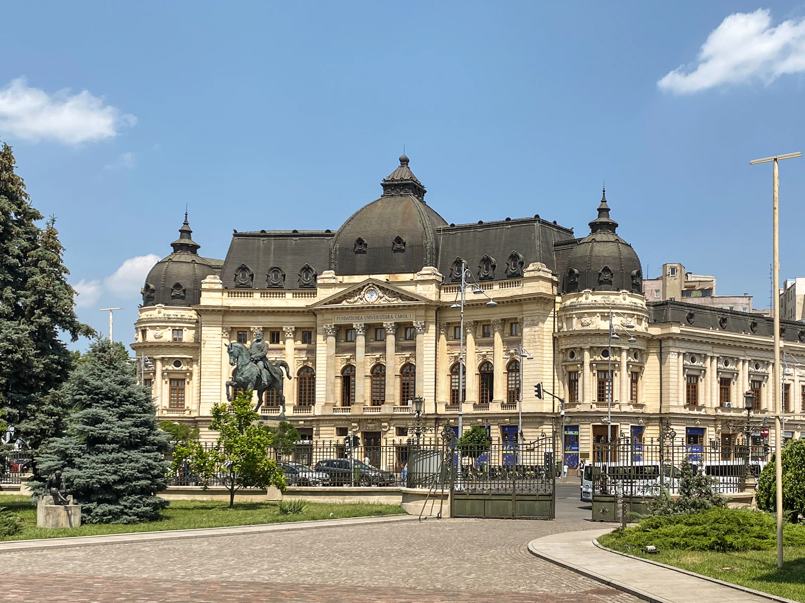 Bucharest, Romania photo 2 by Linda Gerbec