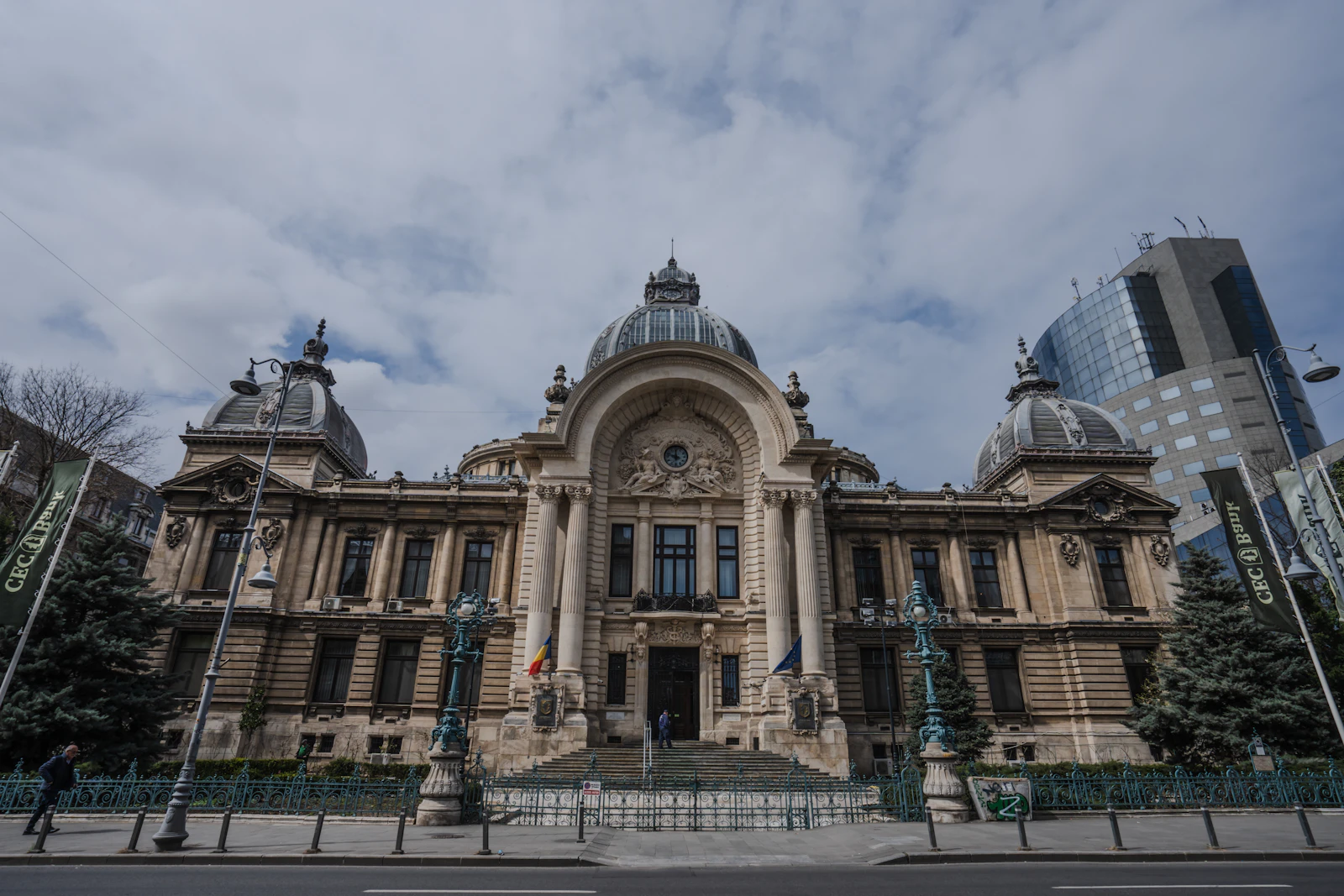 Bucharest, Romania photo 14 by Winston Tjia