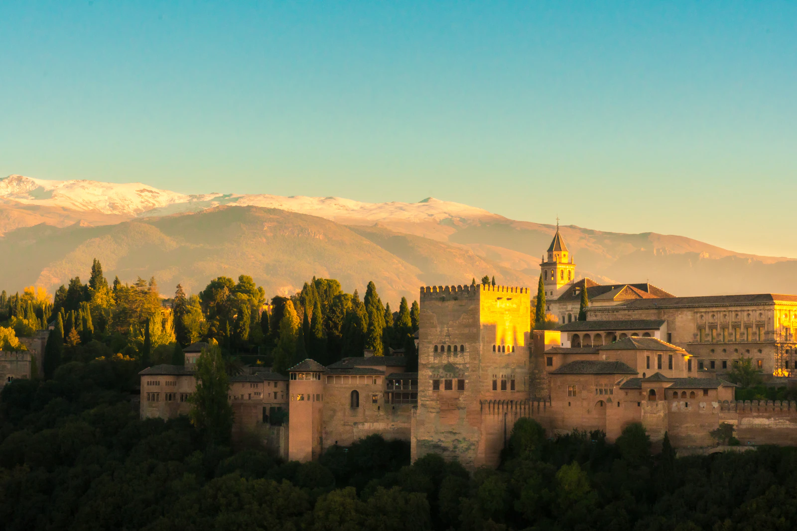 Granada, Spain photo 4 by Willian Justen de Vasconcellos