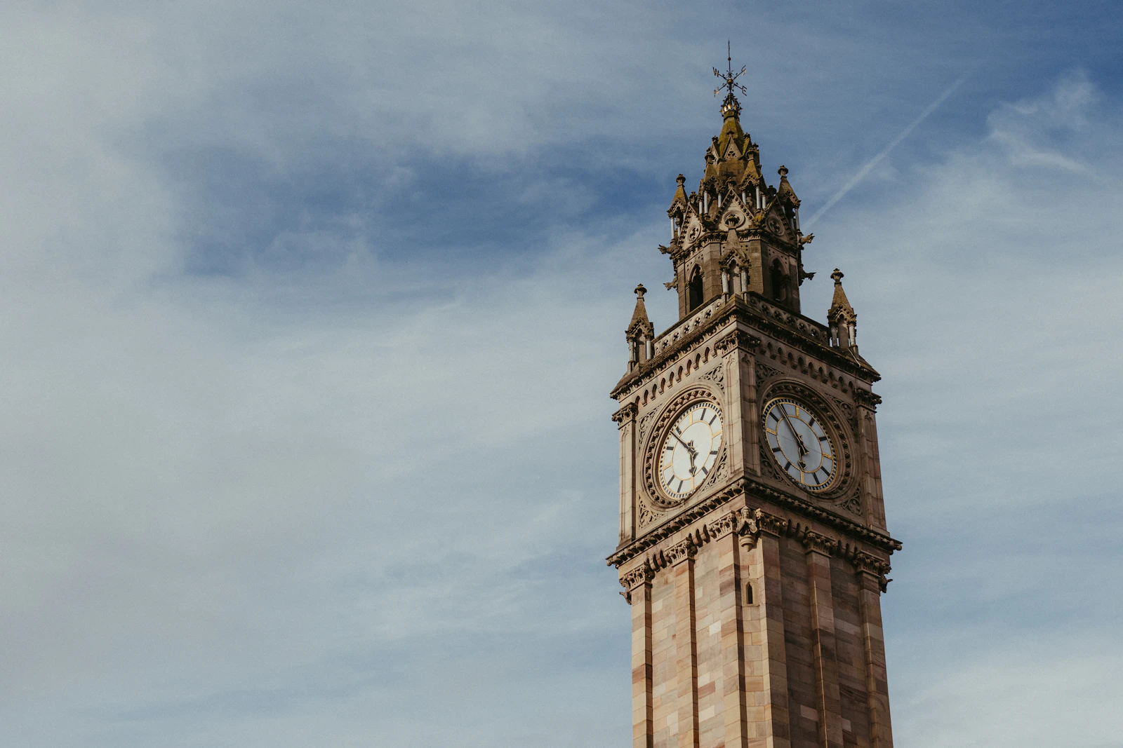 Belfast, United Kingdom photo 19 by Jonathan Borba