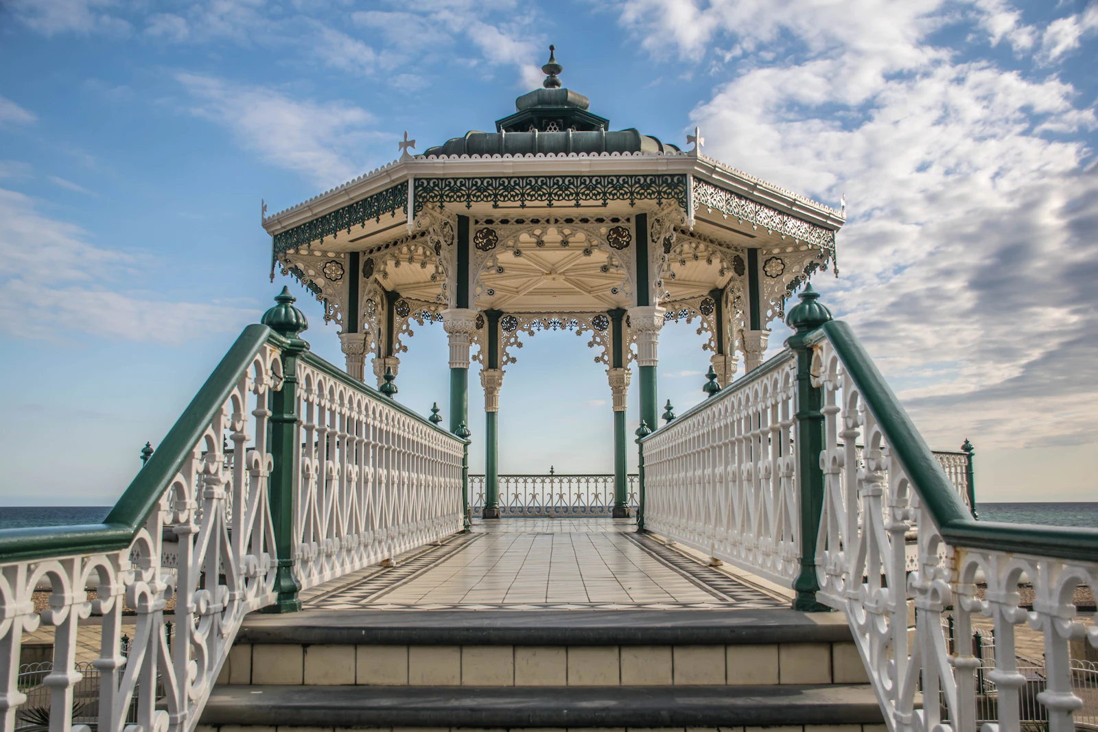 Brighton, United Kingdom photo 19 by Ekkanat Sartsoongnern