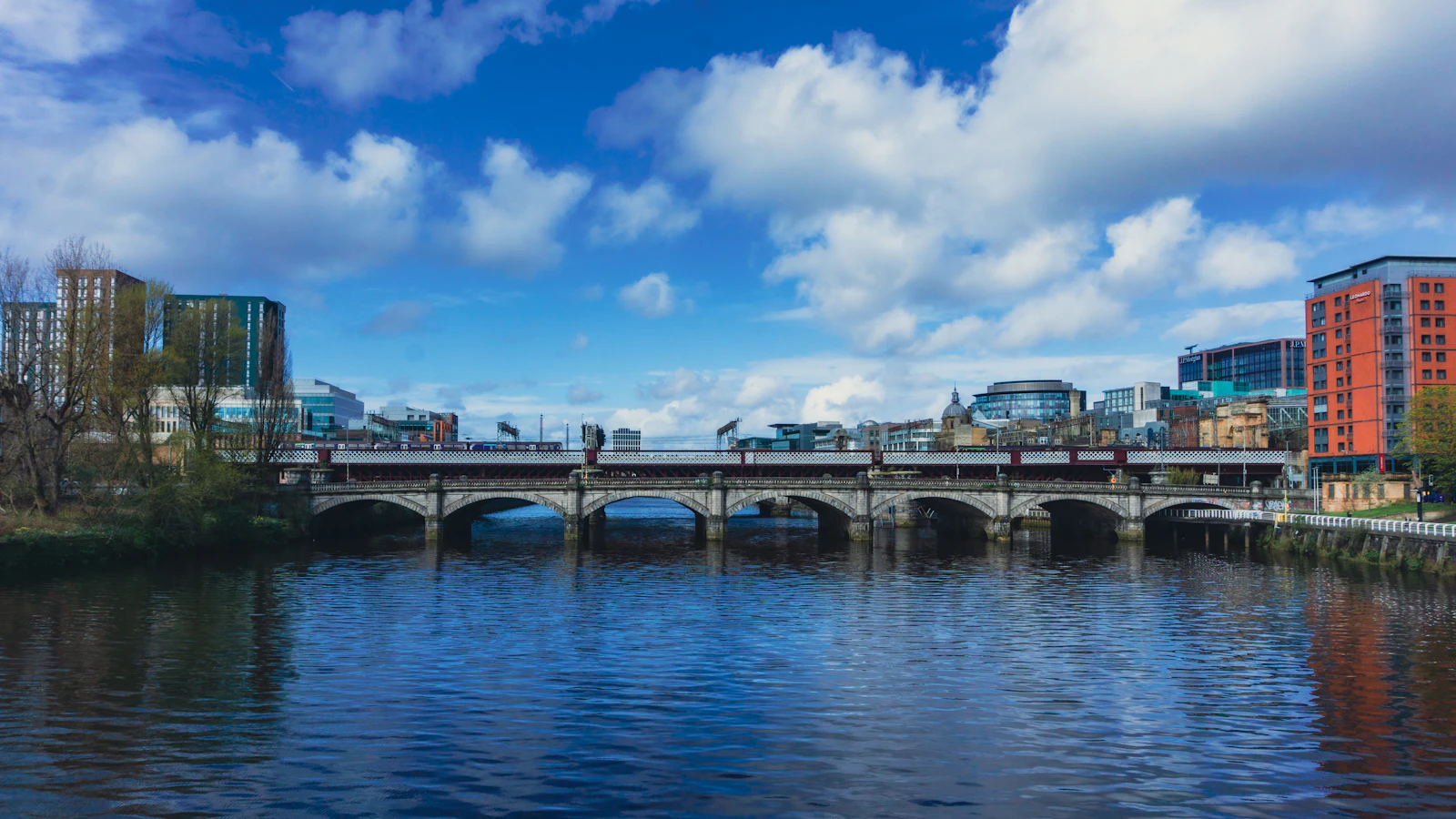 Glasgow, United Kingdom photo 11 by Focus Pictures