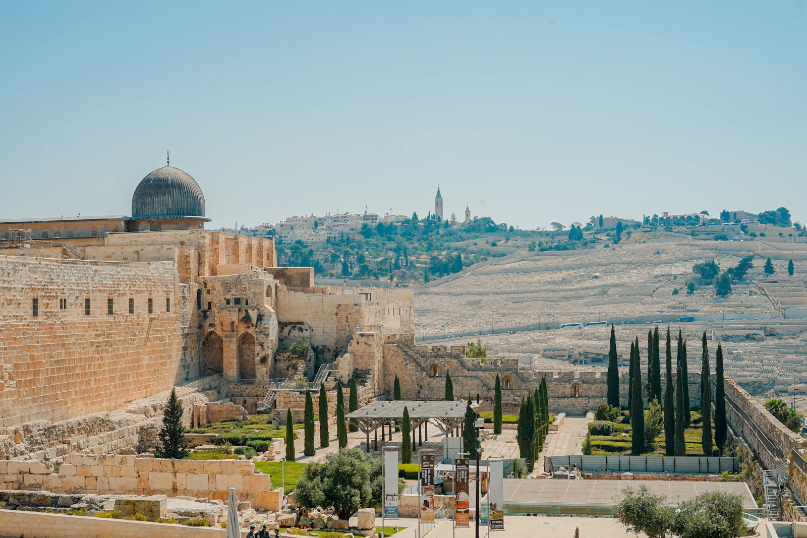 Jerusalem, Israel photo 1 by Toa Heftiba