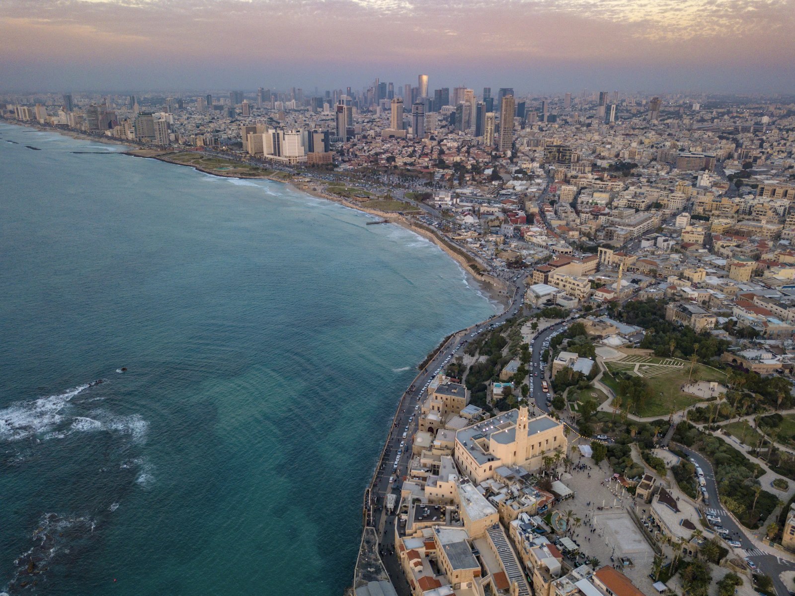 Tel Aviv, Israel photo 2 by Shai Pal