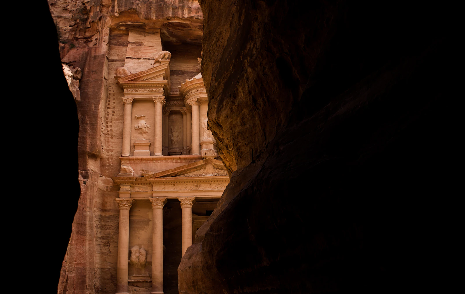 Petra, Jordan photo 21 by Artem Kniaz