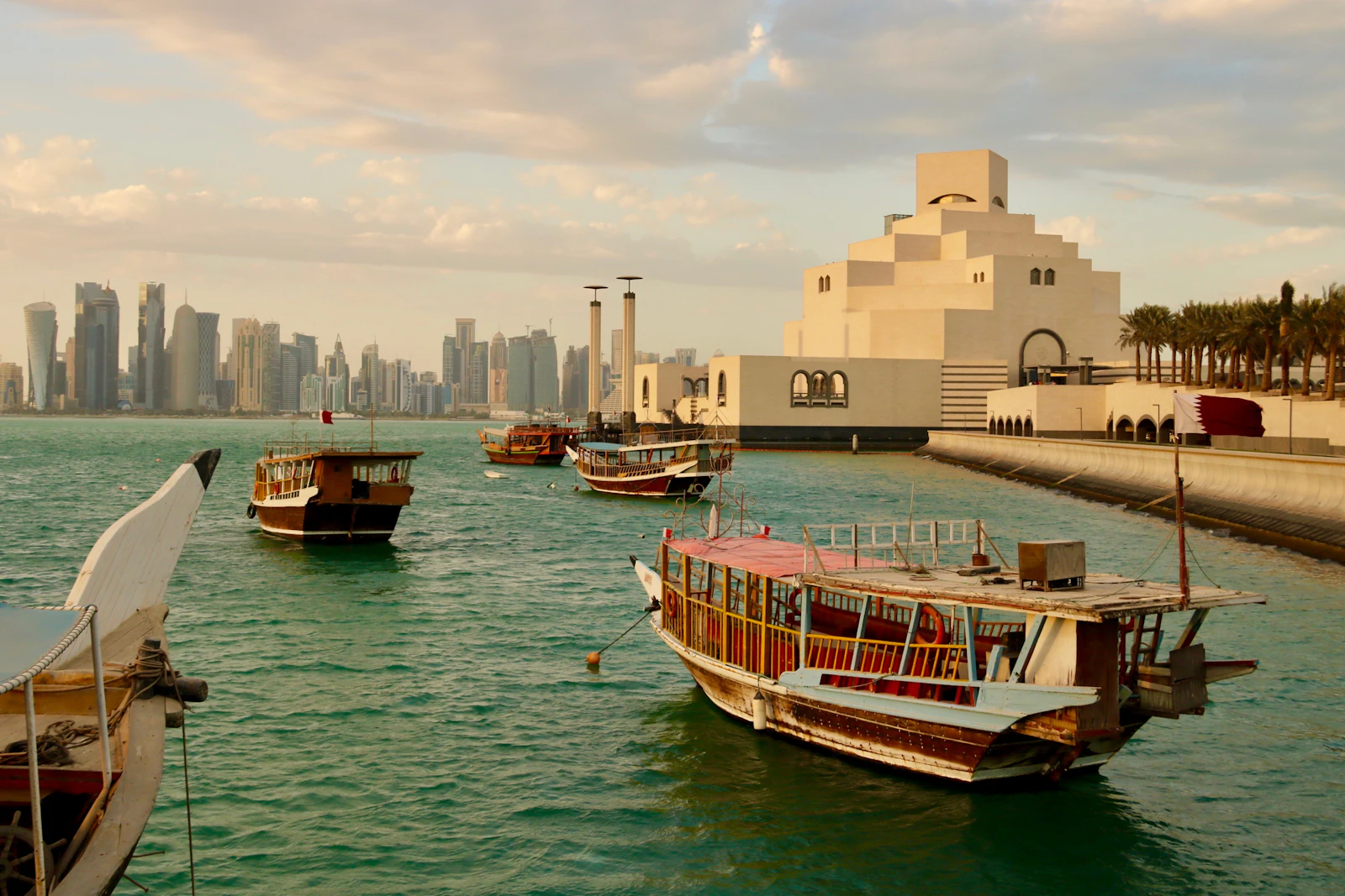 Doha, Qatar photo 3 by Hongbin