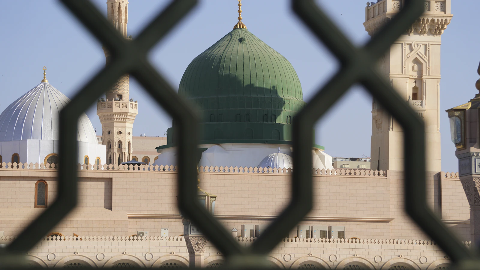 Medina, Saudi Arabia photo 17 by djonk creative