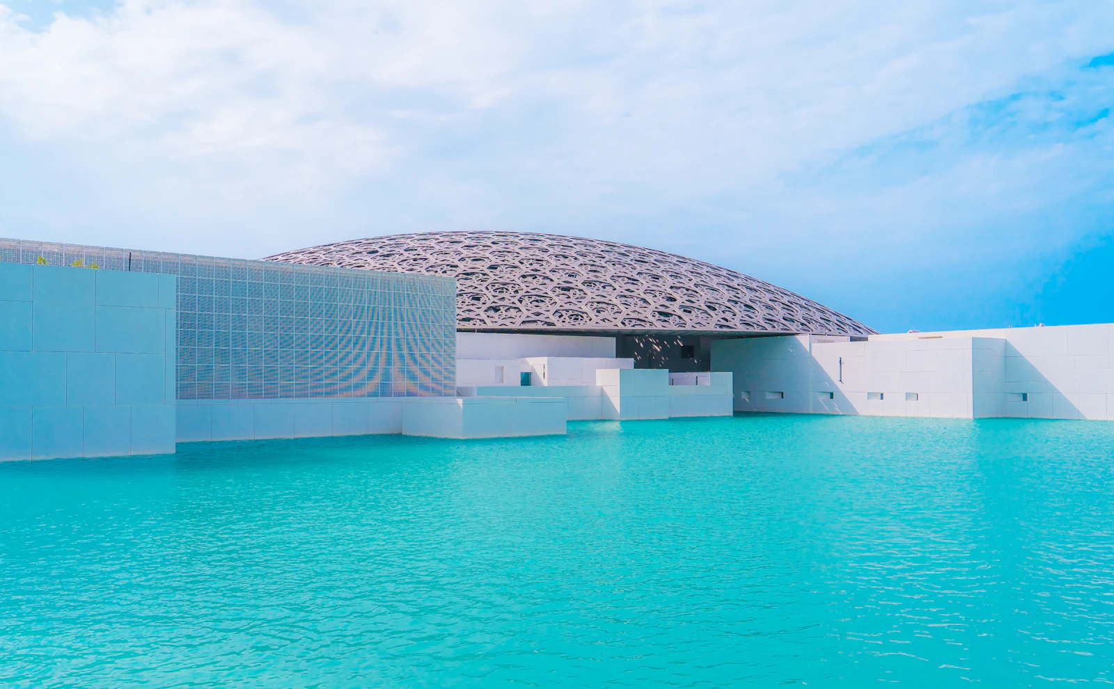 Abu Dhabi, United Arab Emirates photo 10 by Yan Ma