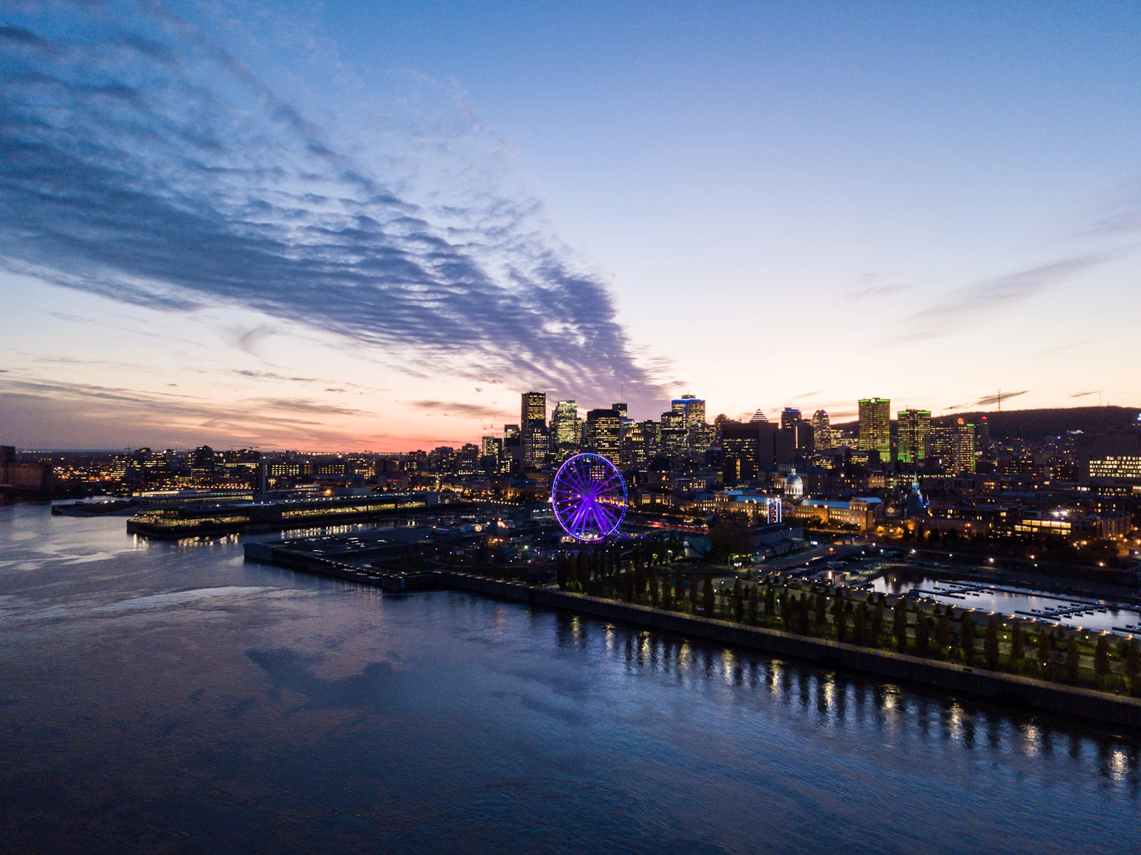 Montreal, Canada photo 3 by Samuel Charron