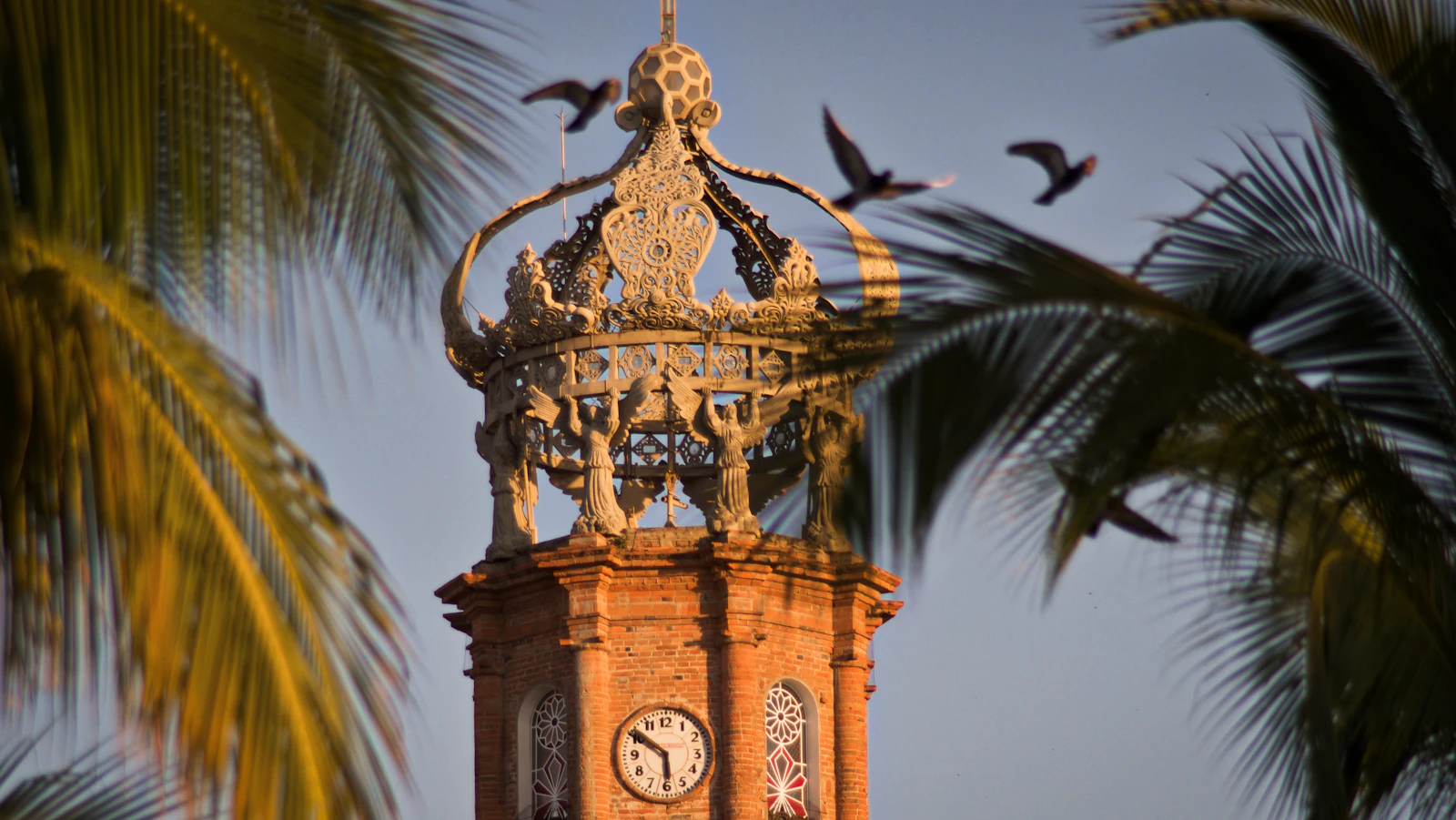 Puerto Vallarta, Mexico photo 16 by Alan Serna