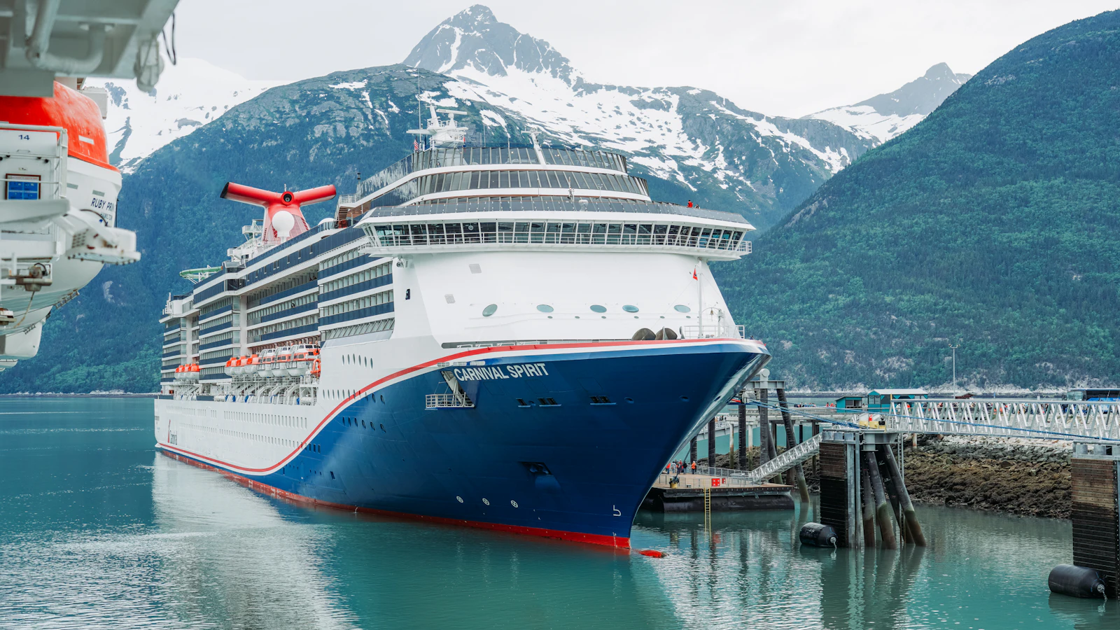 Skagway, Alaska photo 21 by Marco Tjokro