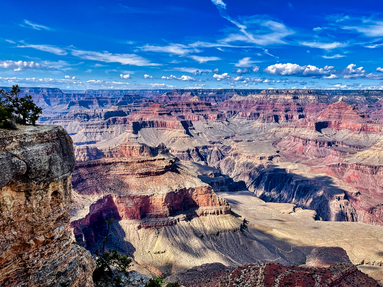 Grand Canyon Village, Arizona photo 3 by Rajiv Perera