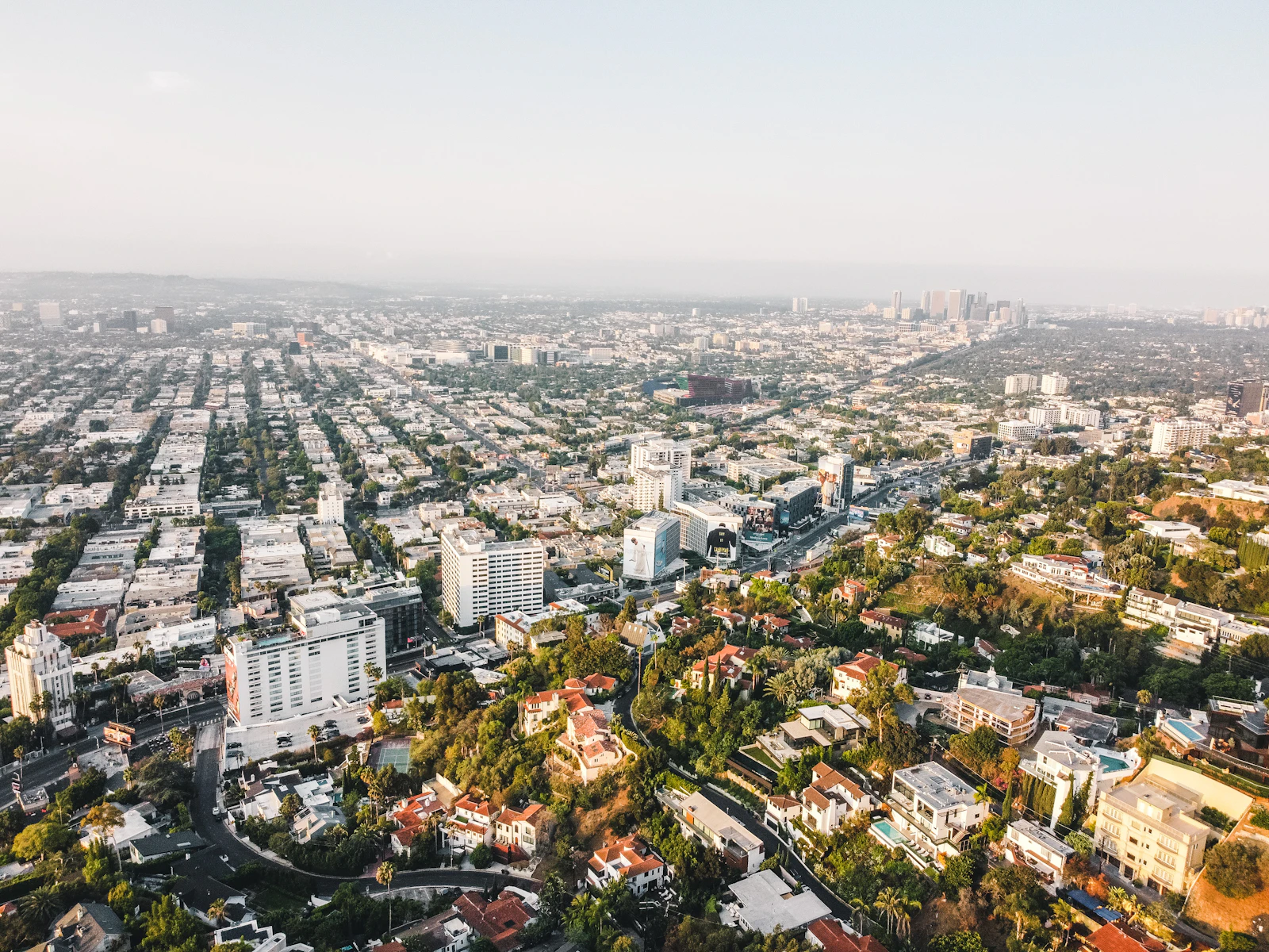 Beverly Hills, California photo 2 by Ariel Blanco