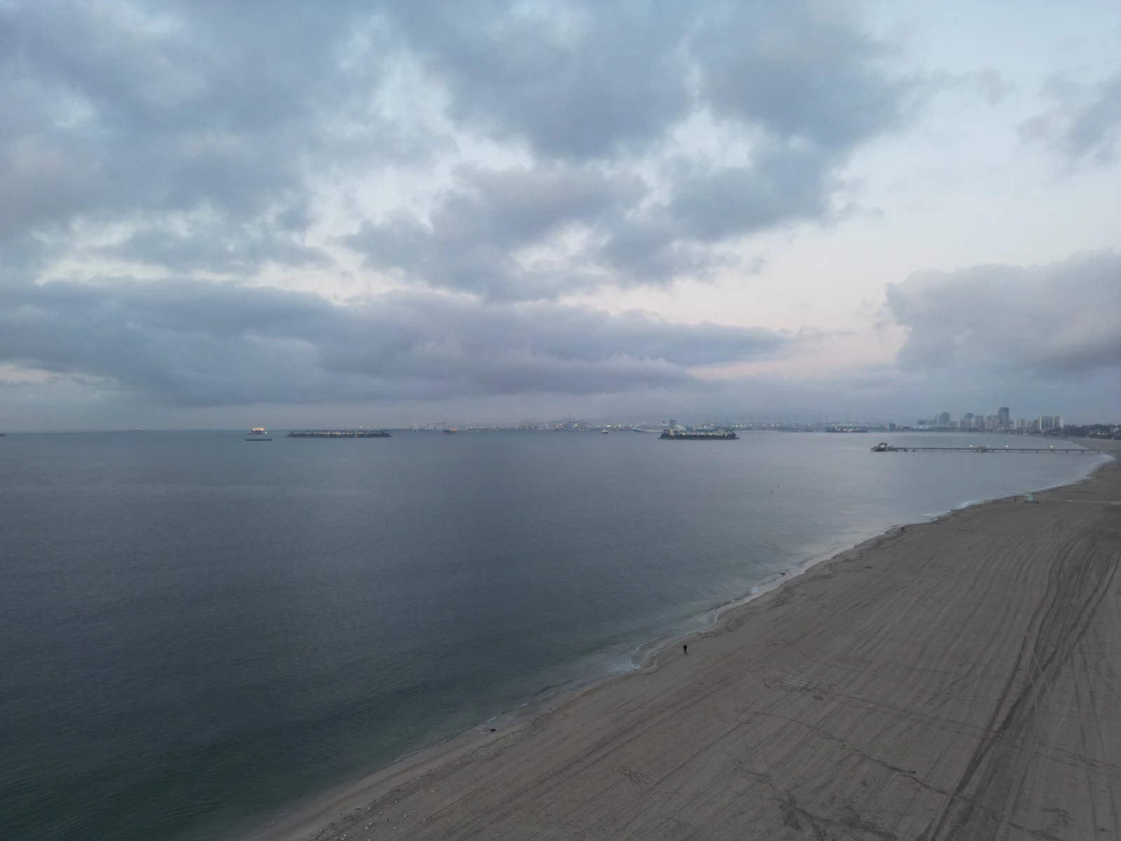 Long Beach, California photo 26 by Logan Voss