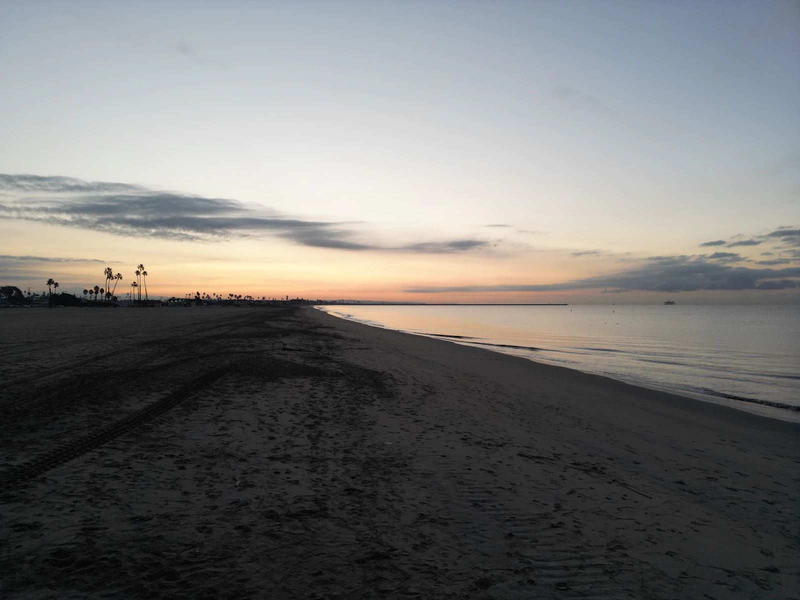 Long Beach, California photo 27 by Logan Voss