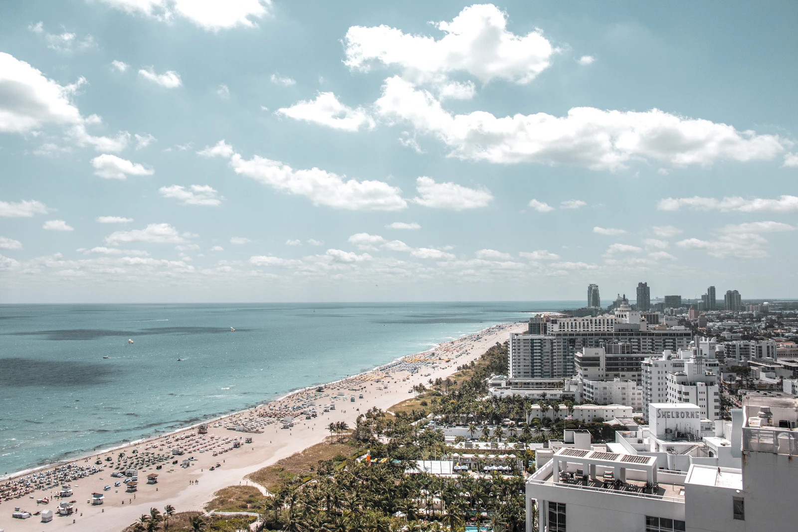 Miami Beach, Florida photo 18 by Kian Lem