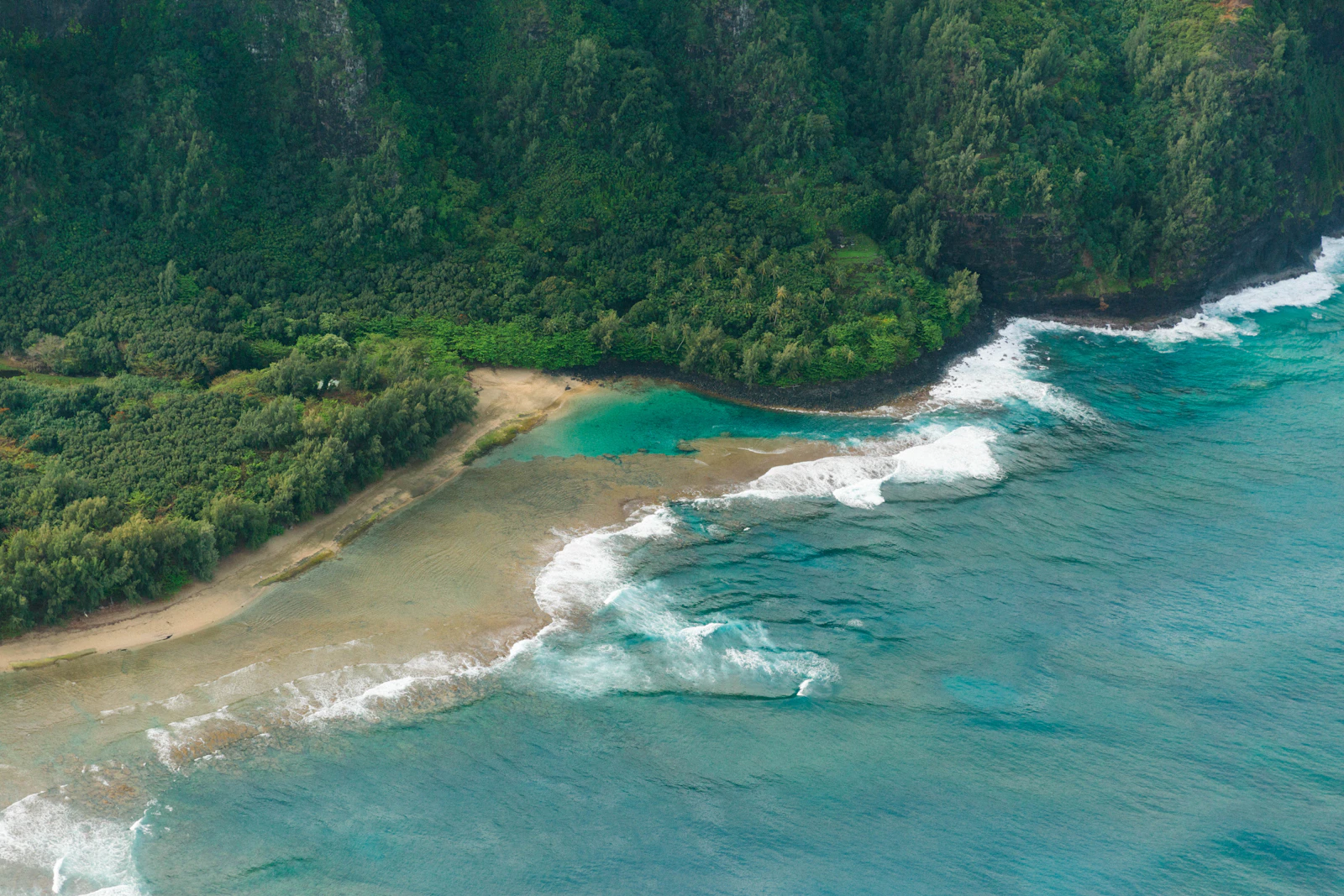Kahului, Hawaii photo 9 by Jordan McQueen