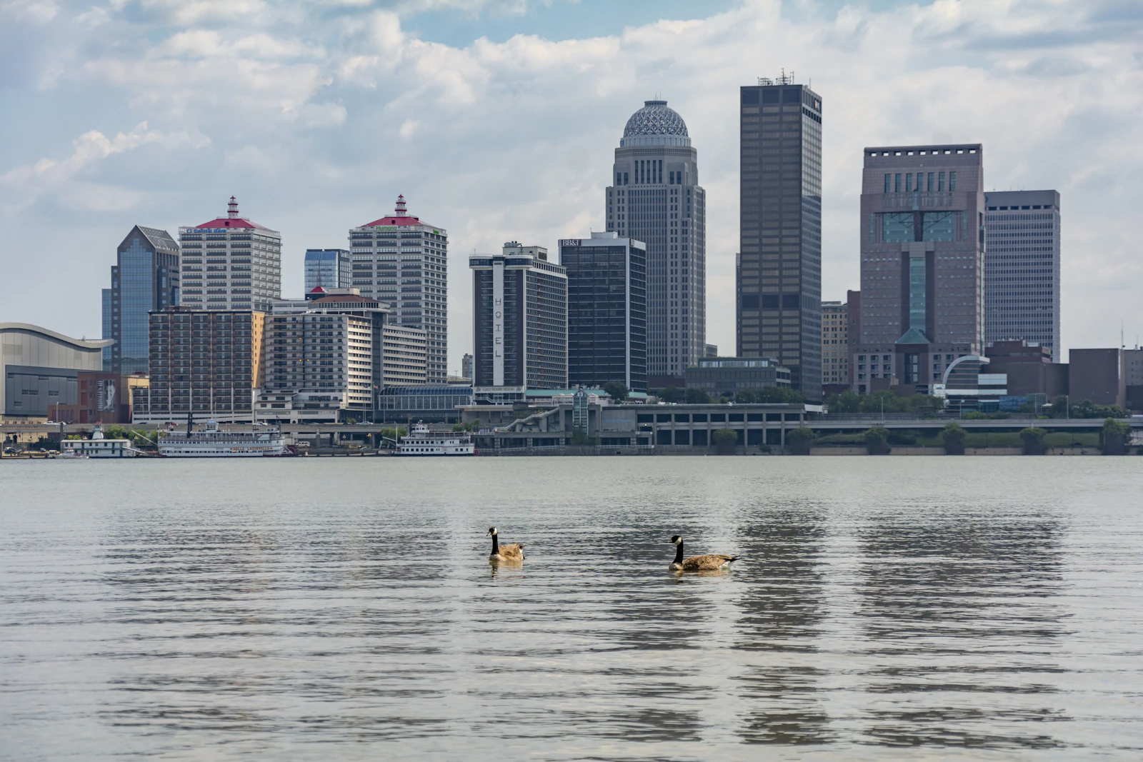 Louisville, Kentucky photo 2 by Joshua Michaels