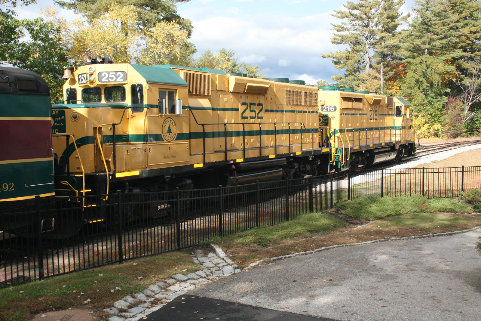 North Conway, New Hampshire photo 2 by Neil Mewes
