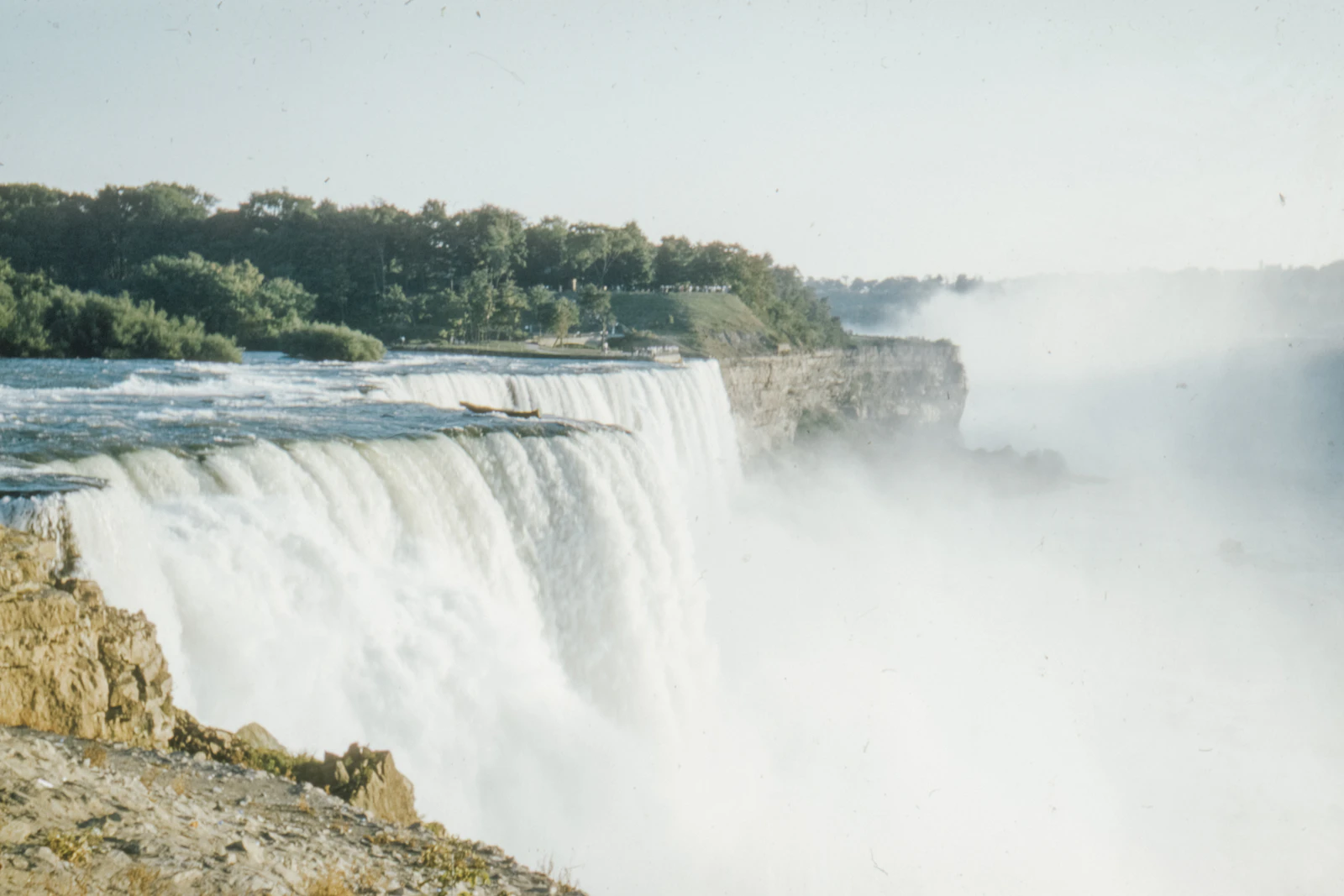 Niagara Falls, New York photo 26 by Annie Spratt
