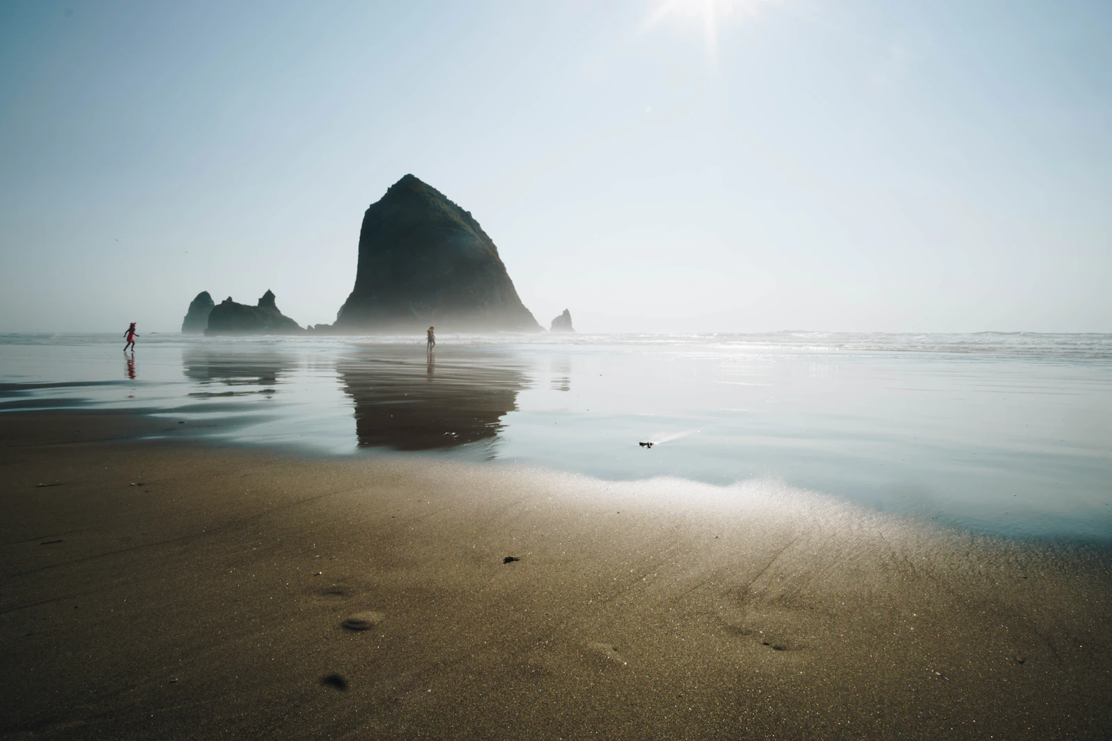 Cannon Beach, Oregon photo 4 by Isaac Ordaz