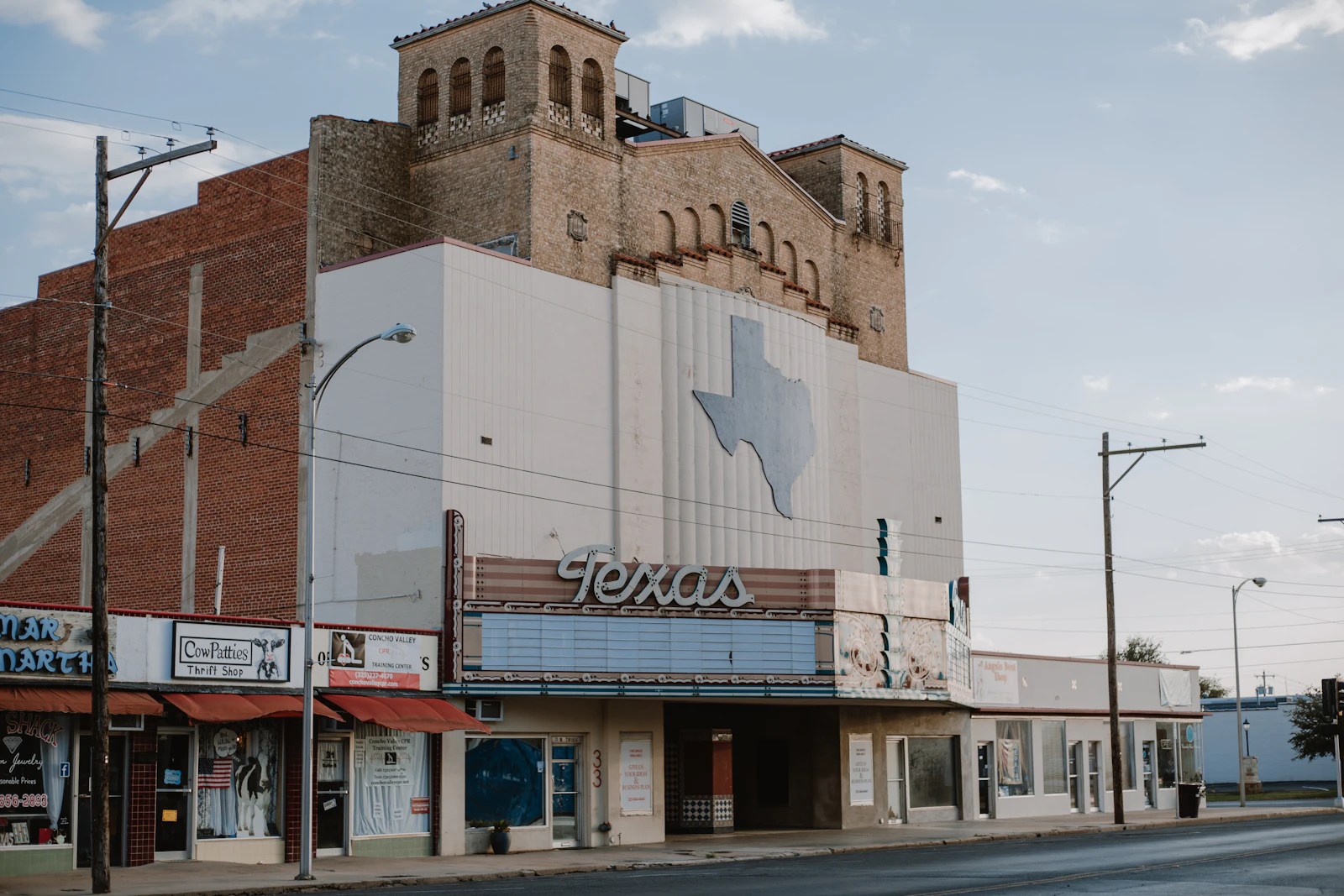 El Paso, Texas photo 1 by Courtney Rose