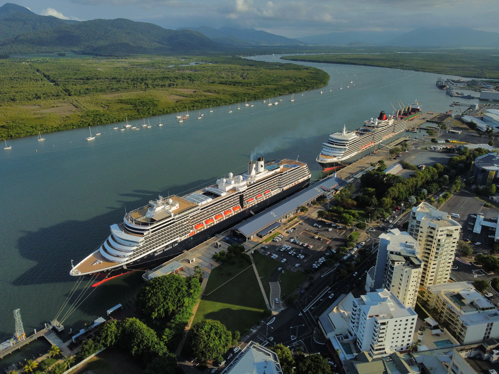 Cairns, Australia photo 16 by Tom Donders