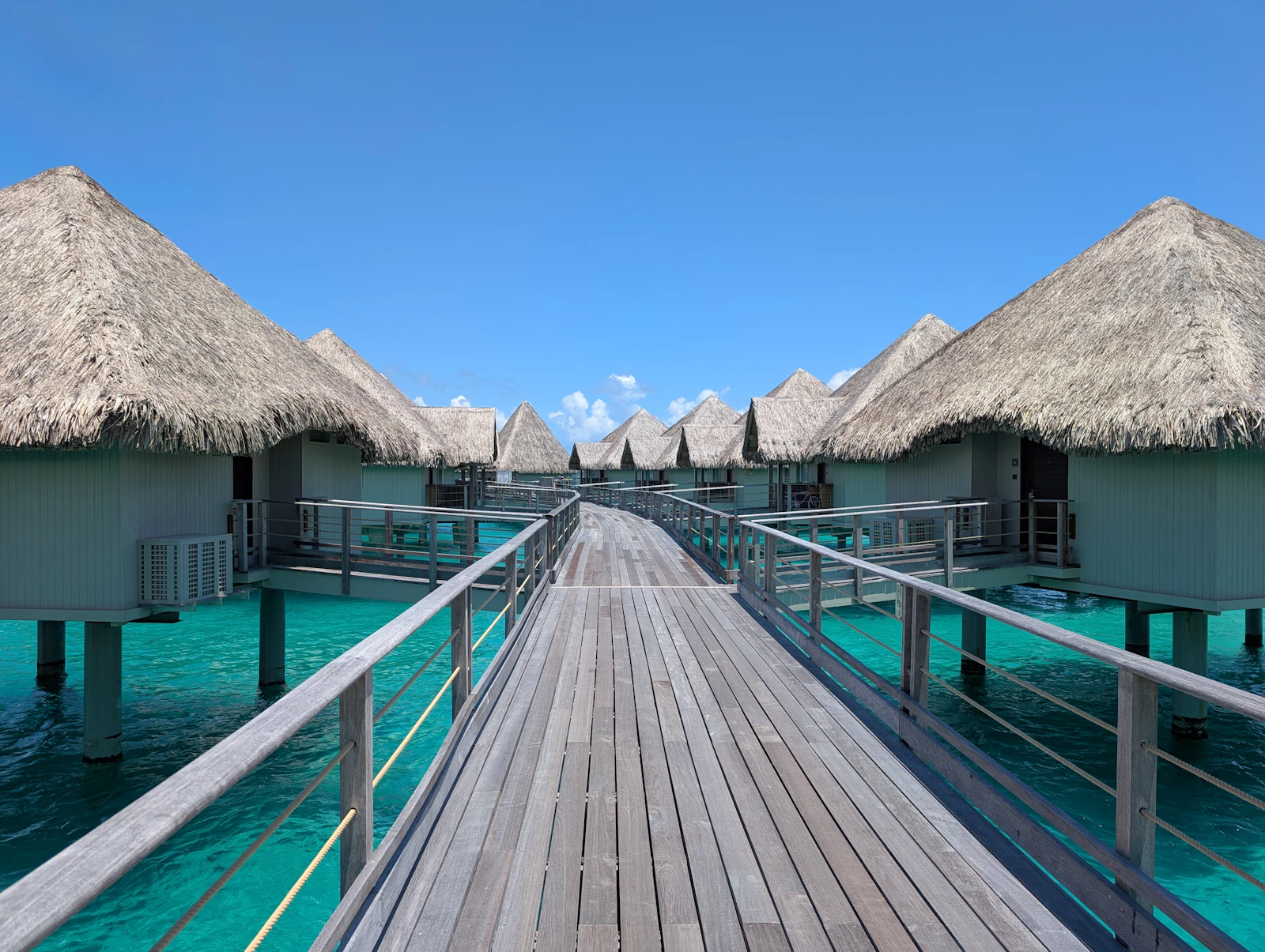 Bora Bora, French Polynesia photo 14 by Frugal Flyer