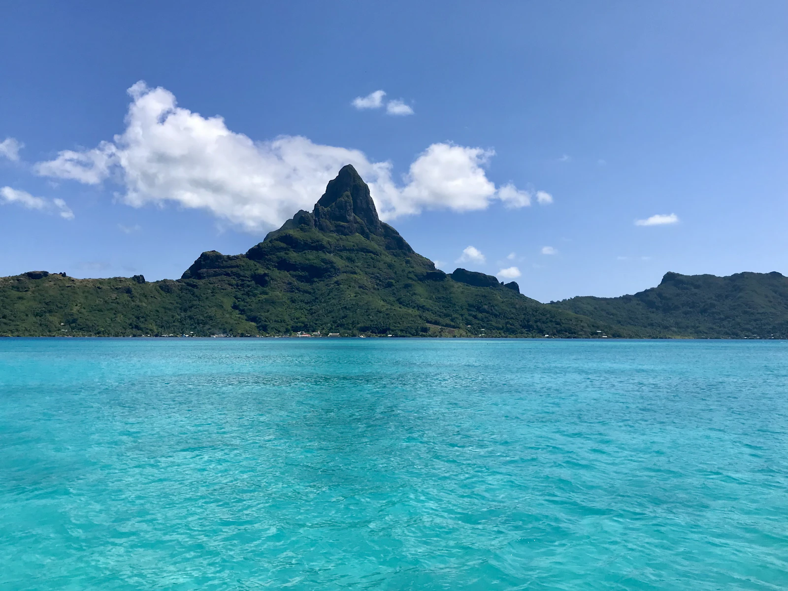 Bora Bora, French Polynesia photo 15 by Jo Barnes
