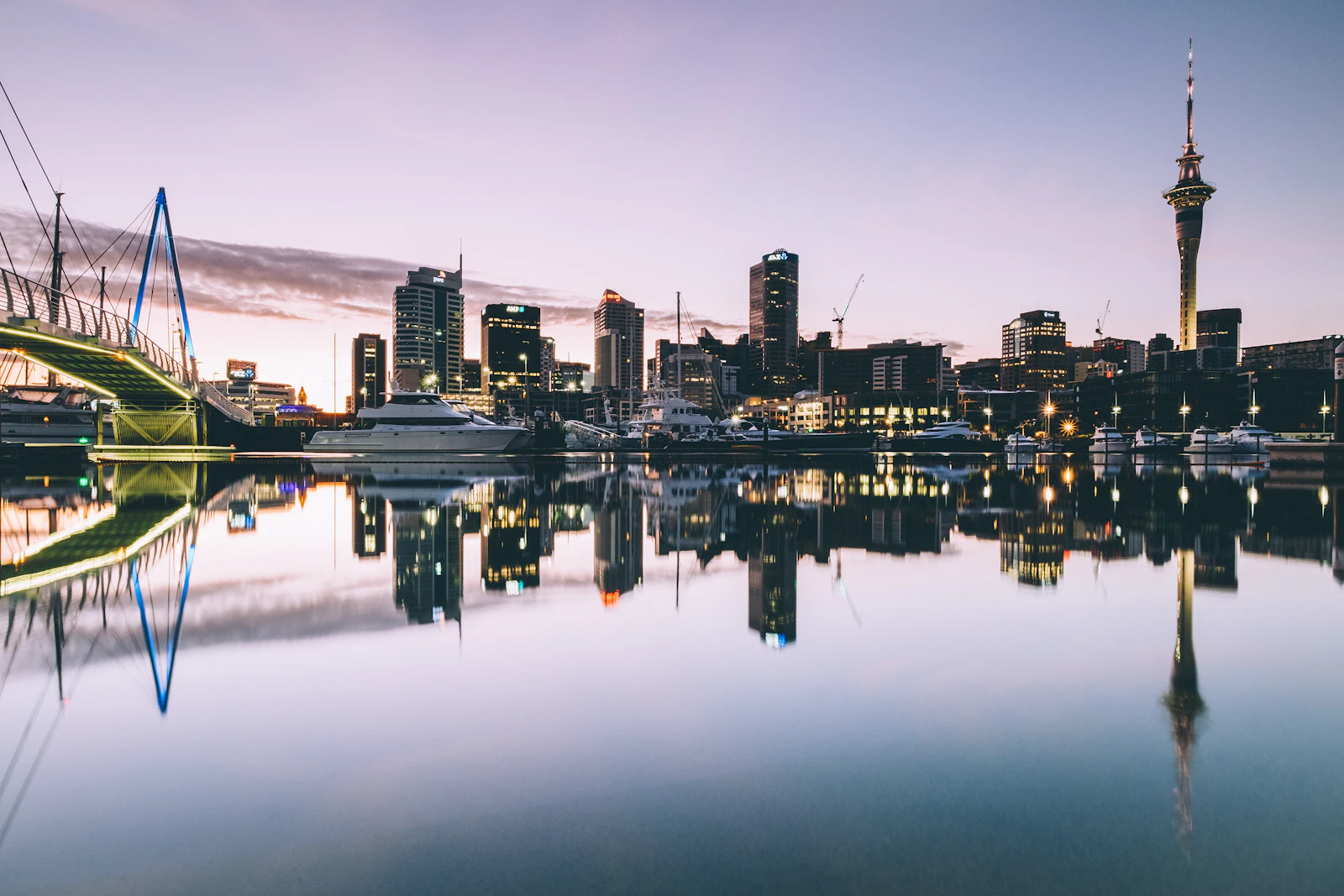Auckland, New Zealand photo 2 by Dan Freeman