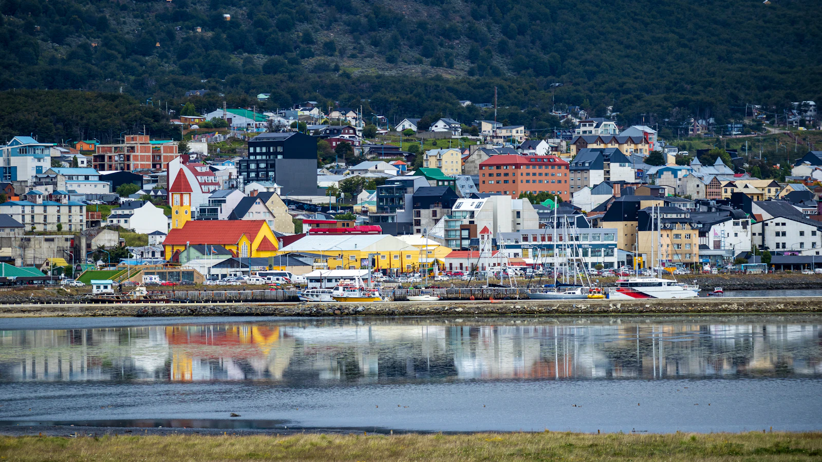 Ushuaia, Argentina photo 11 by Caio Portela