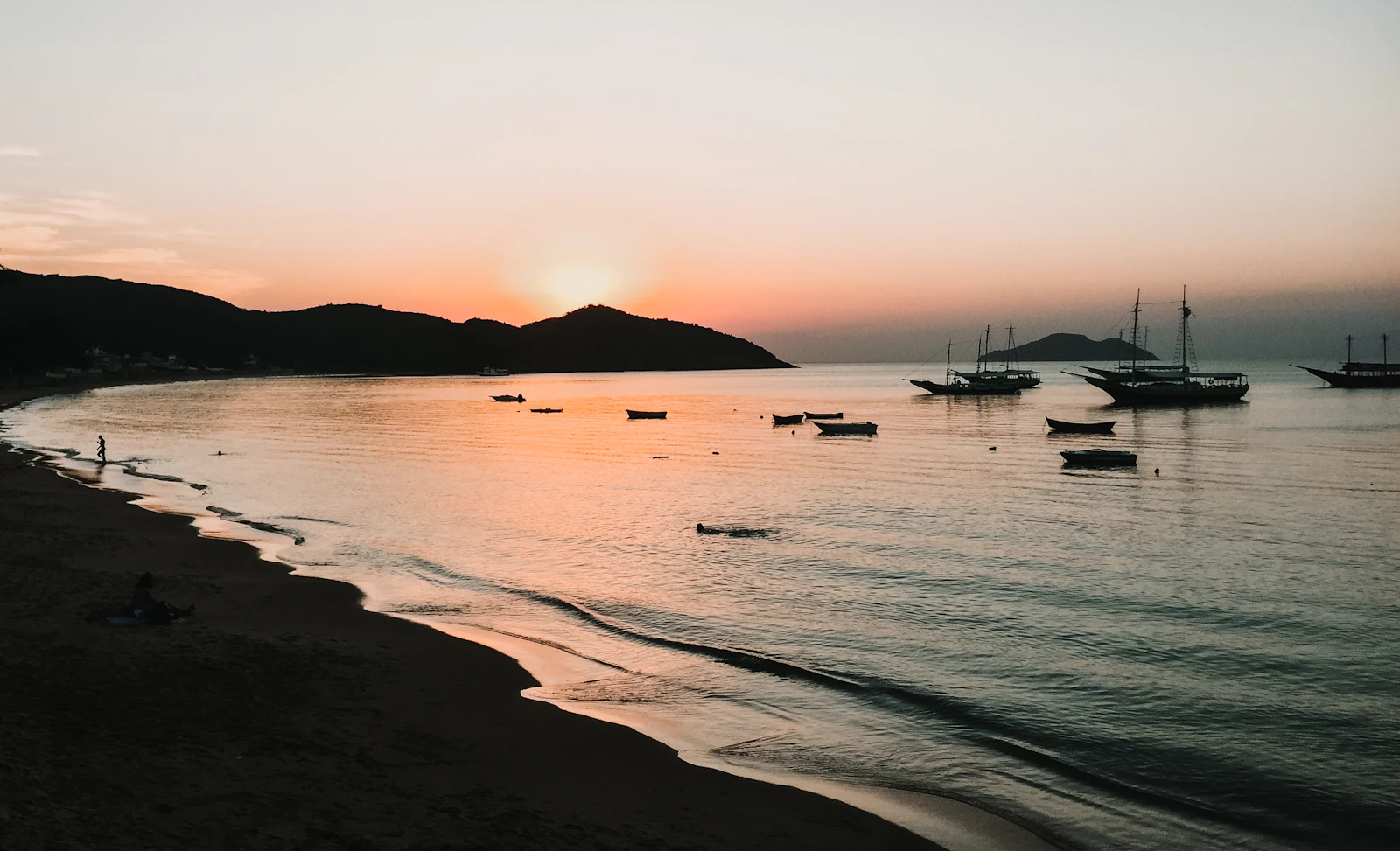 Búzios, Brazil photo 5 by Luca Lago
