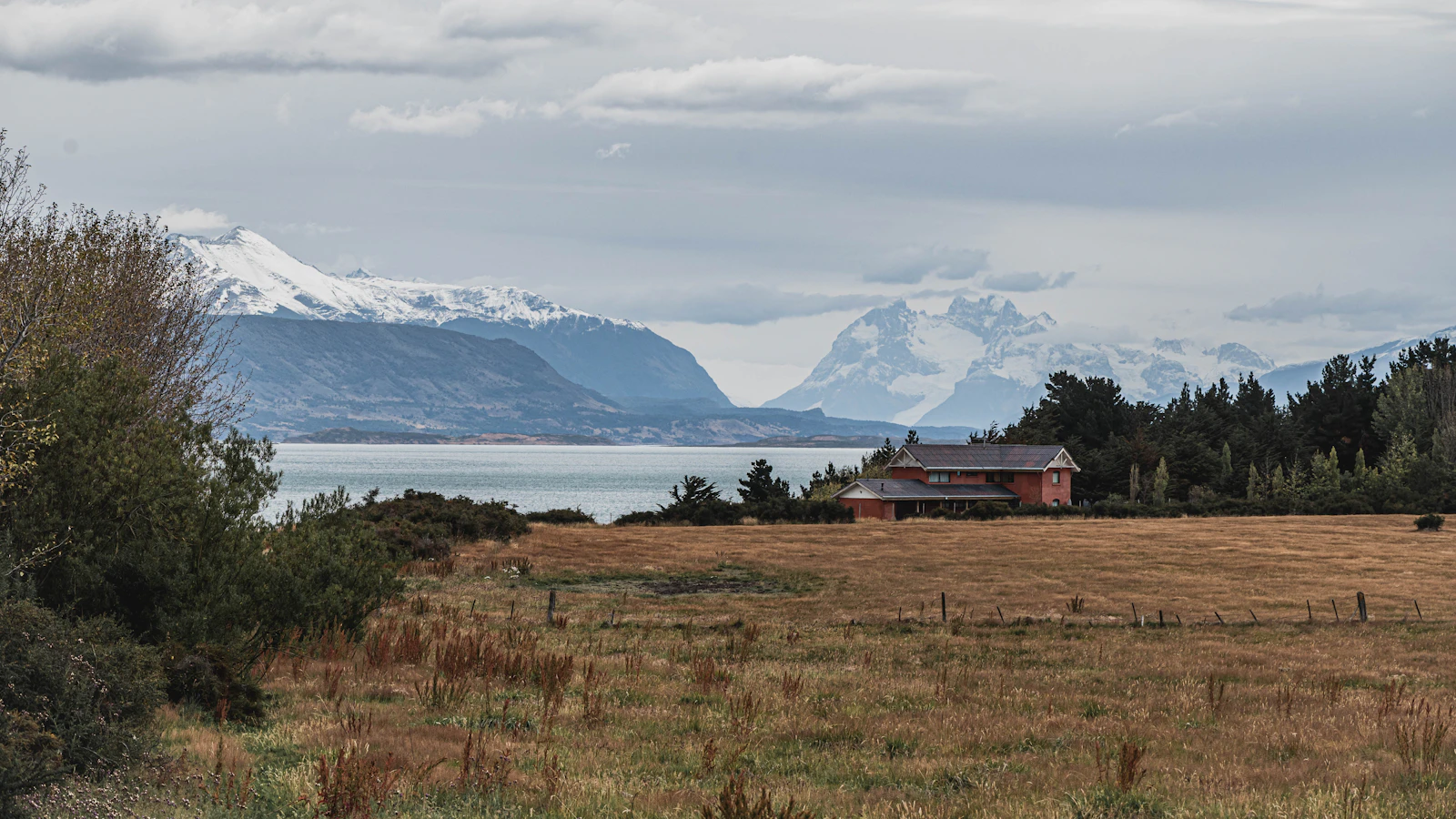 Puerto Natales, Chile photo 12 by Alan Veas