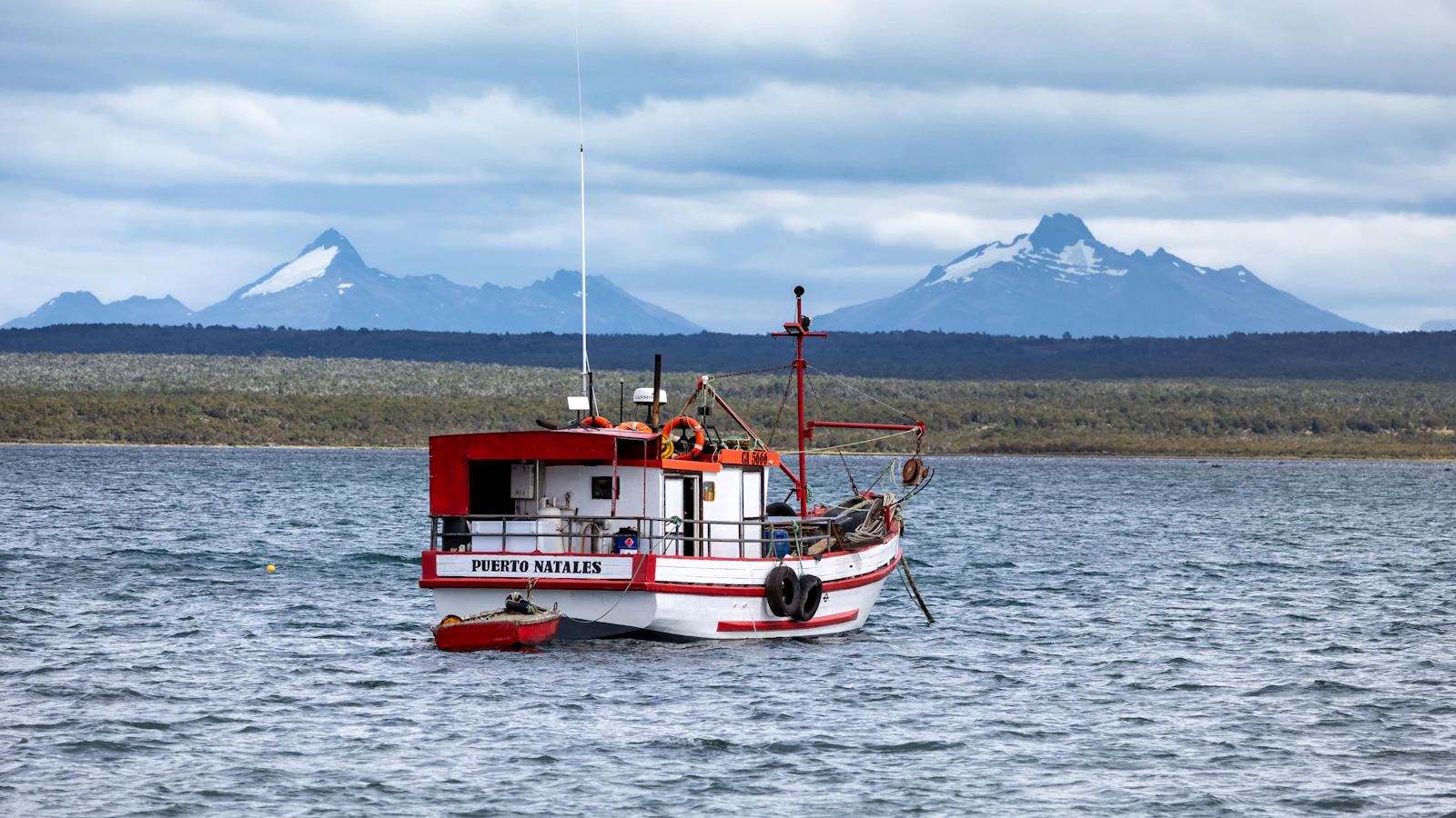 Puerto Natales, Chile photo 3 by Marek Piwnicki