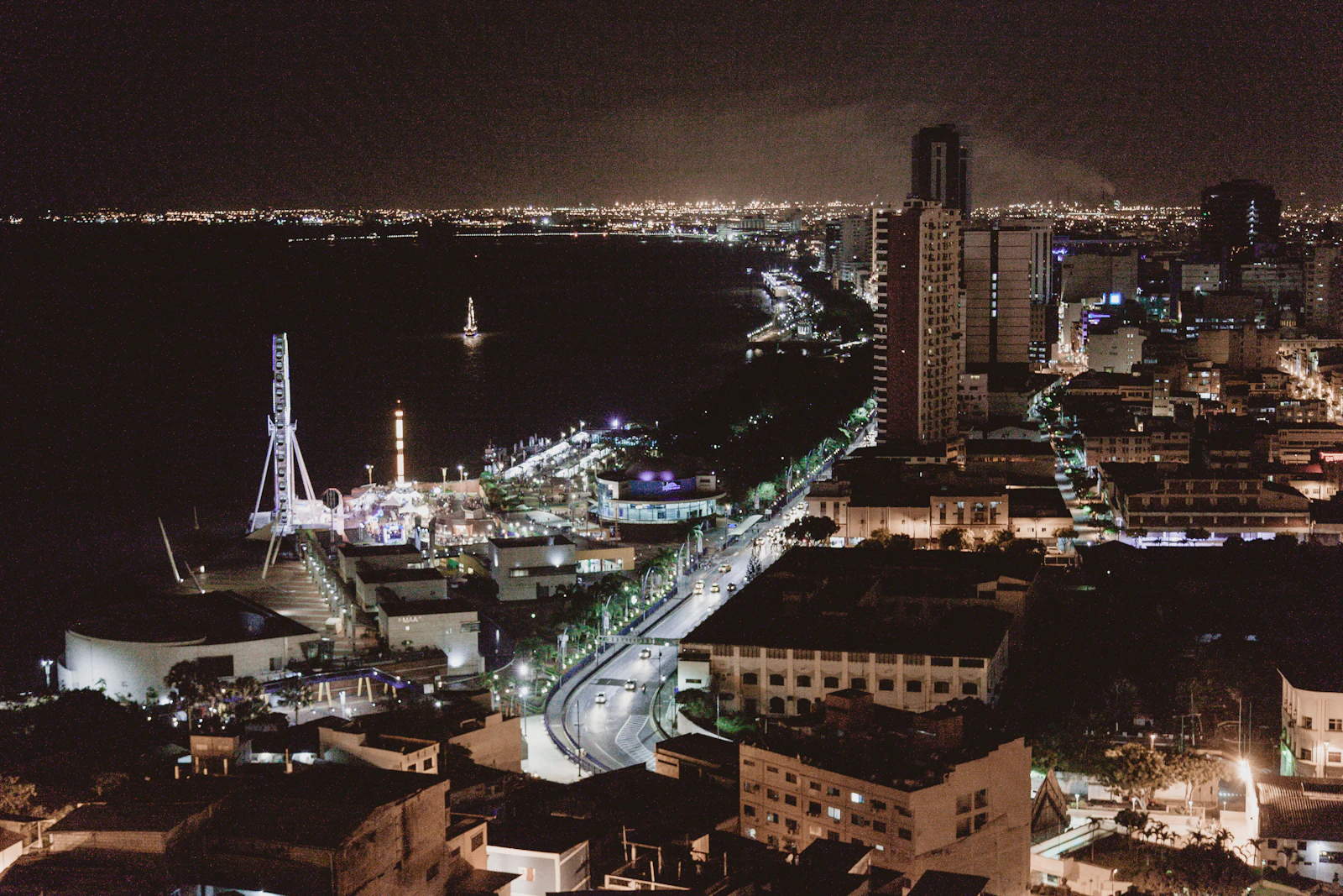 Guayaquil, Ecuador photo 6 by Jose Garcia