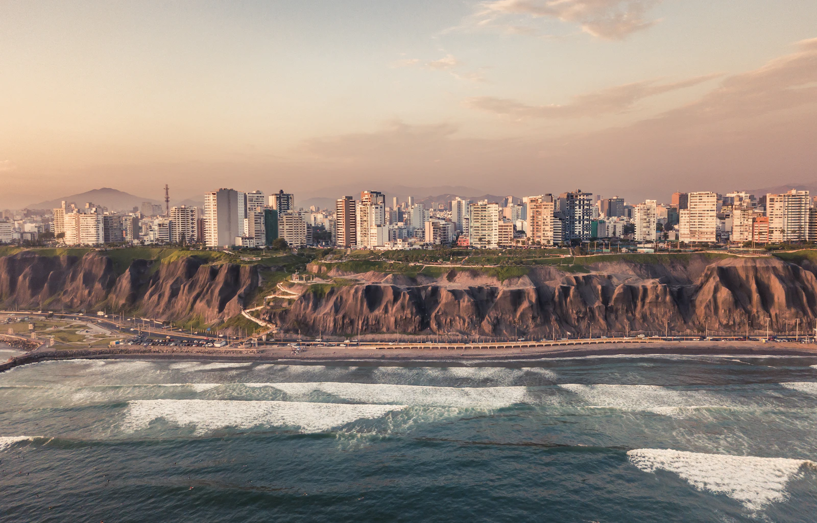 Lima, Peru photo 3 by Willian Justen de Vasconcellos