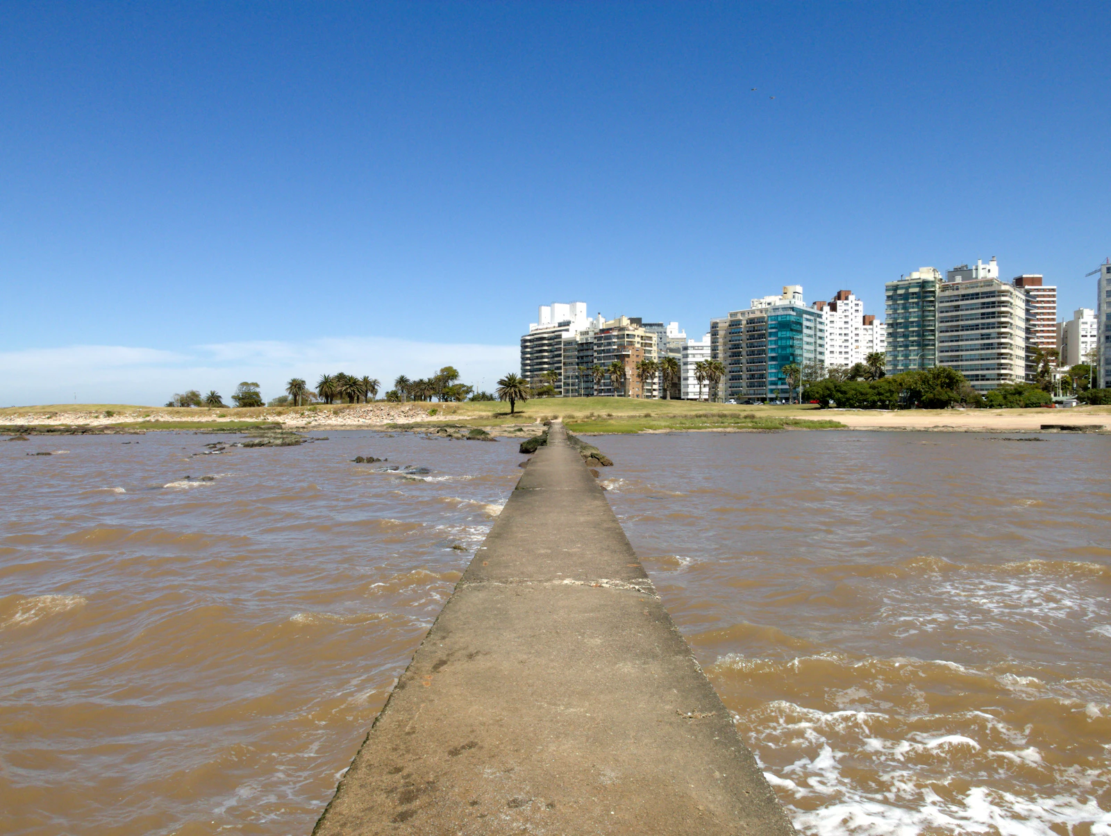 Montevideo, Uruguay photo 14 by Odinei Ramone
